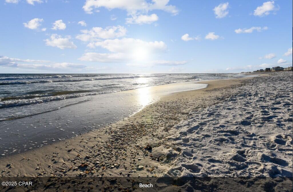 Image 24 For 204 Carol Place