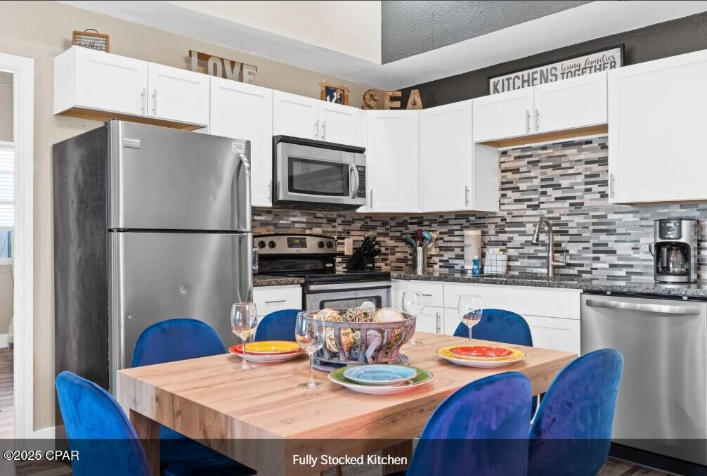 Image 3 For 204 Carol Place