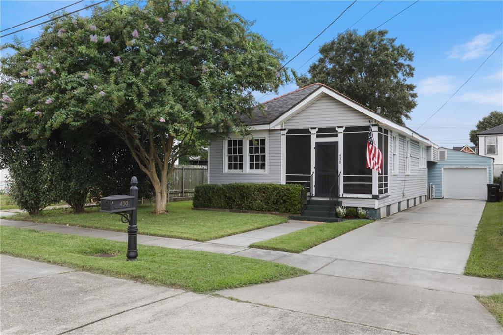 Homes for sale in Arabi, LA | 430 Lebeau St, Arabi, LA 70032 | MLS# 2535699