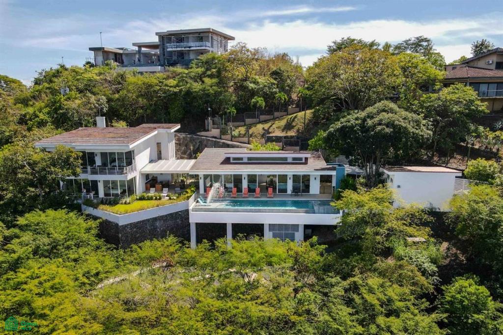 4 bed Single Family Homes For Sale in Carrillo, Guanacaste - 1