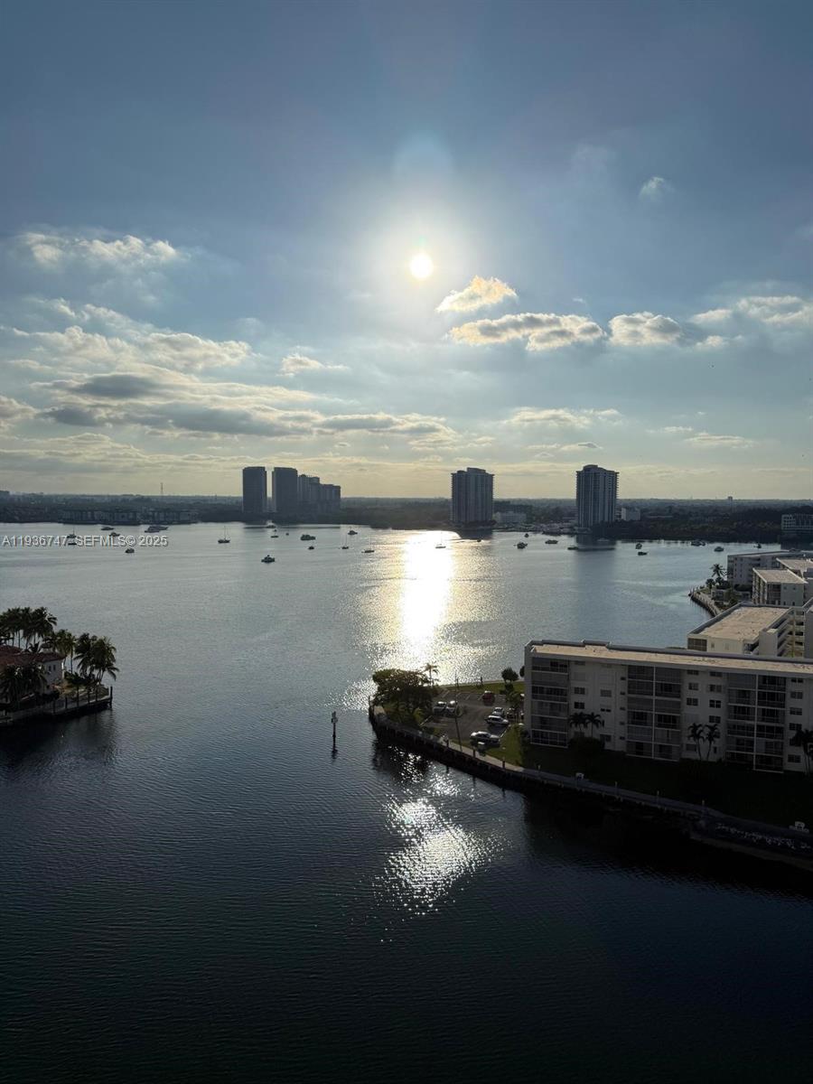 1000 Isl Blvd Williams Is