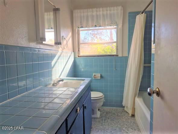 Image 8 For 853 1st Street