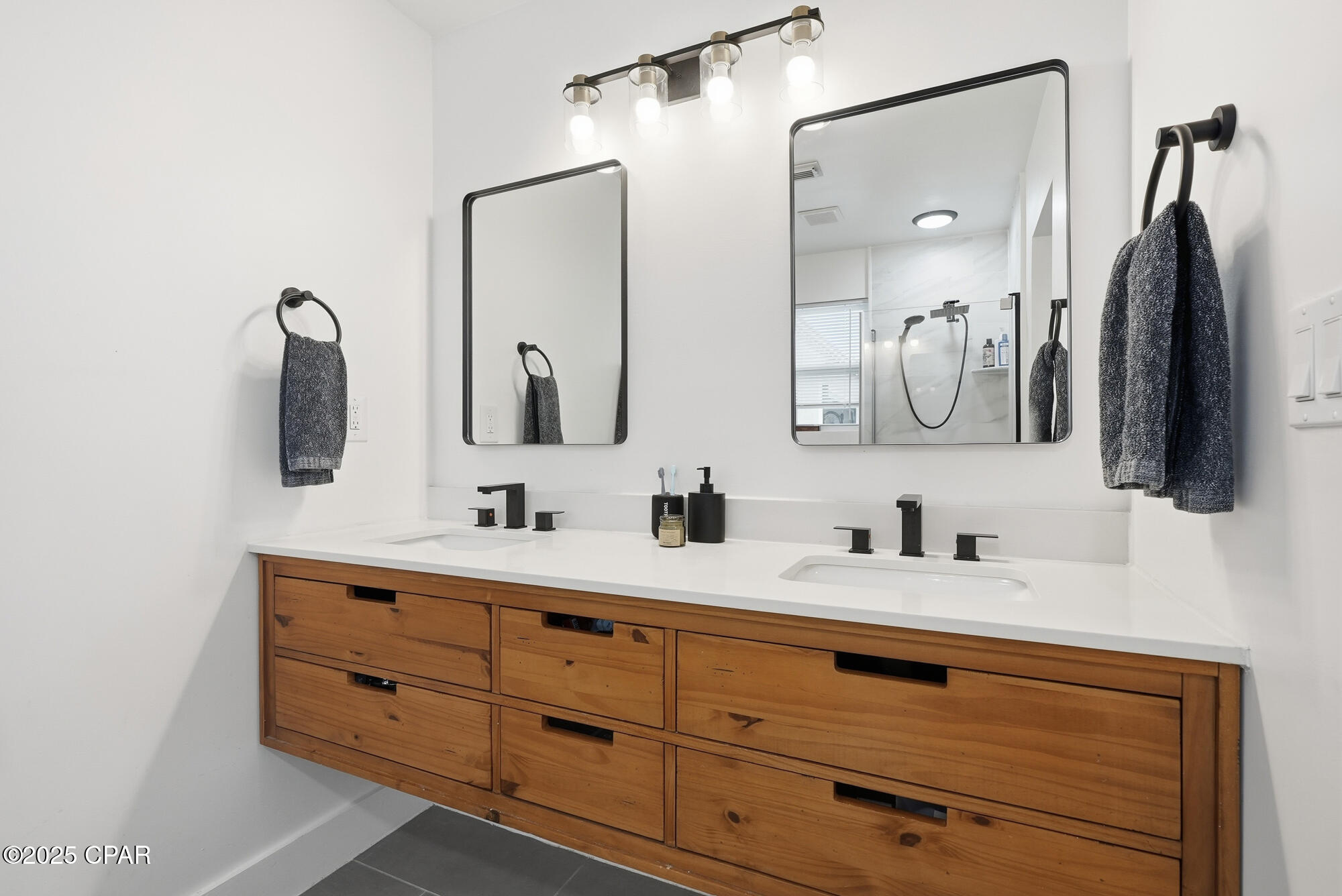 Image 23 For 2009 Brenda Circle