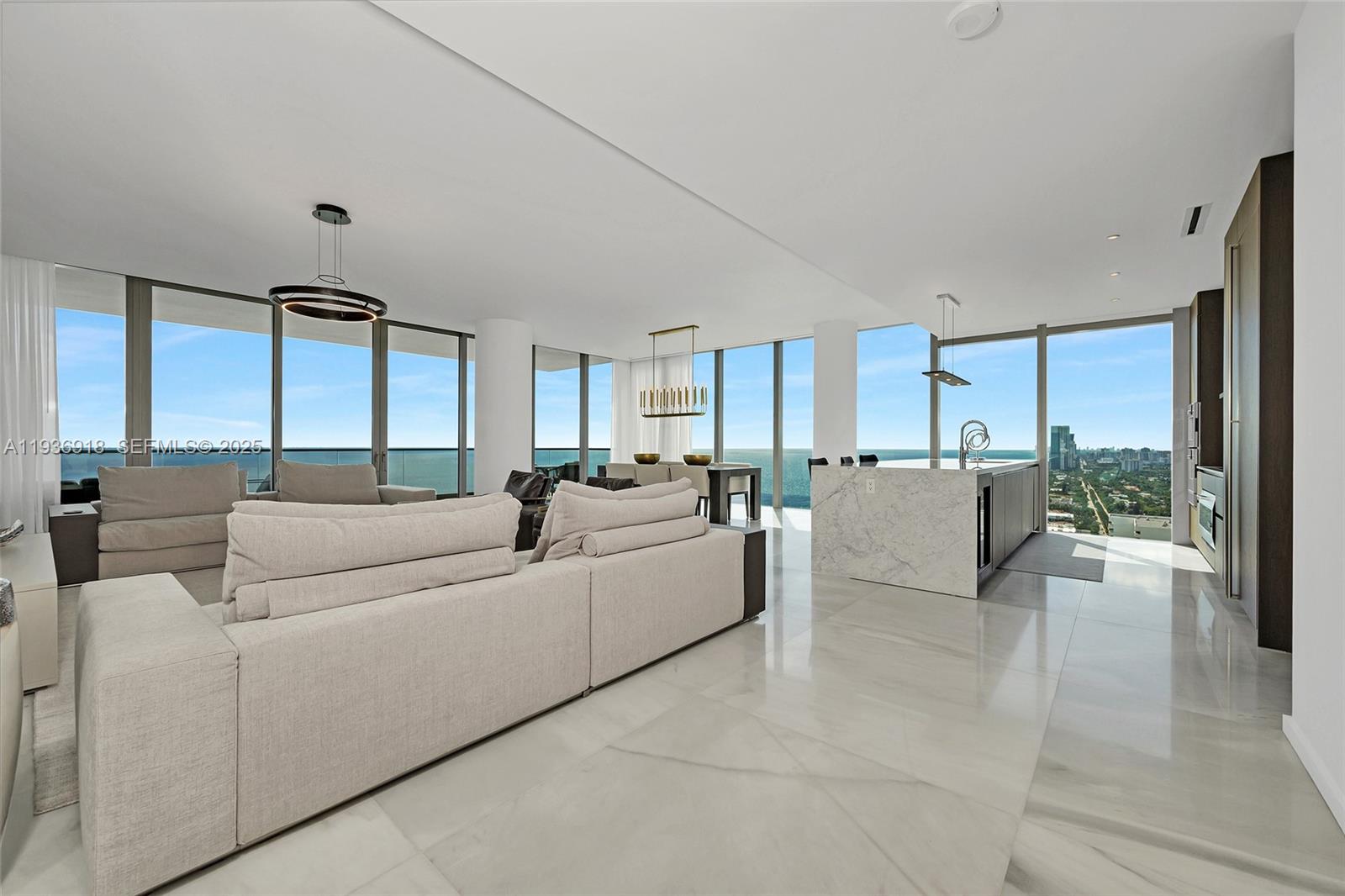 2000 Ocean Dr Unit 30 B, Hallandale Beach, Florida 33009