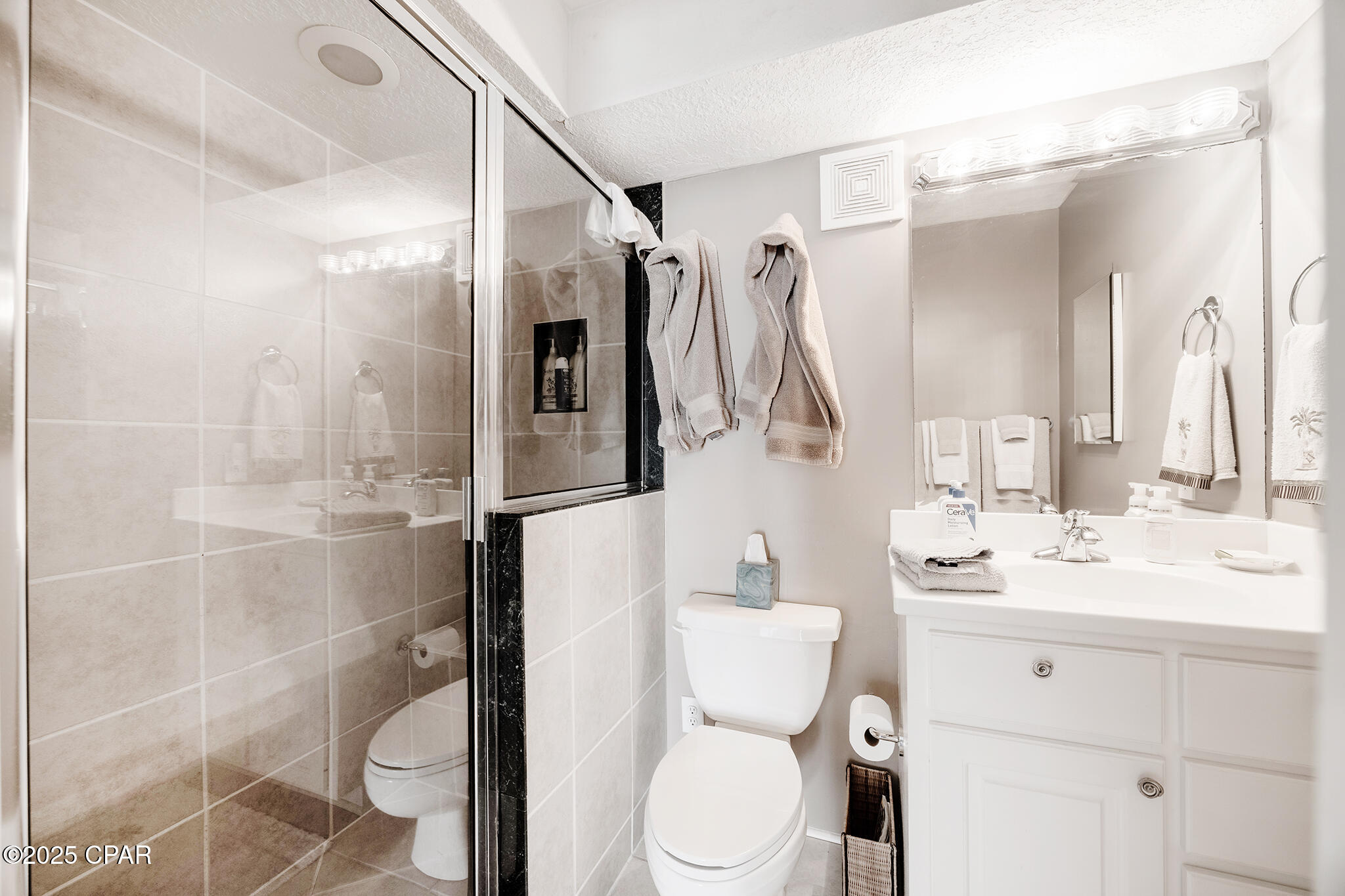 Image 16 For 8021 Surf Drive