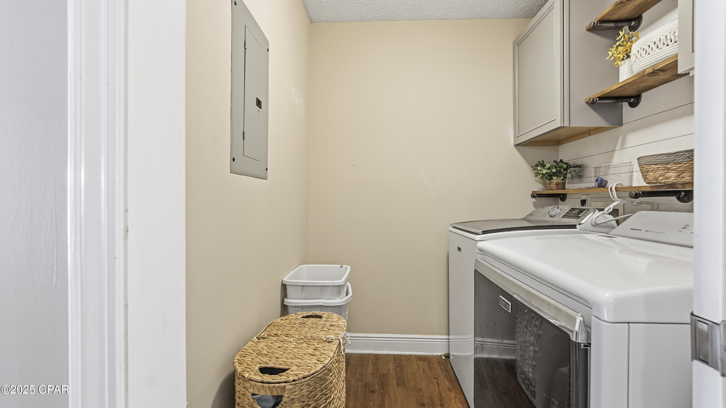 Image 28 For 914 Virginia Avenue