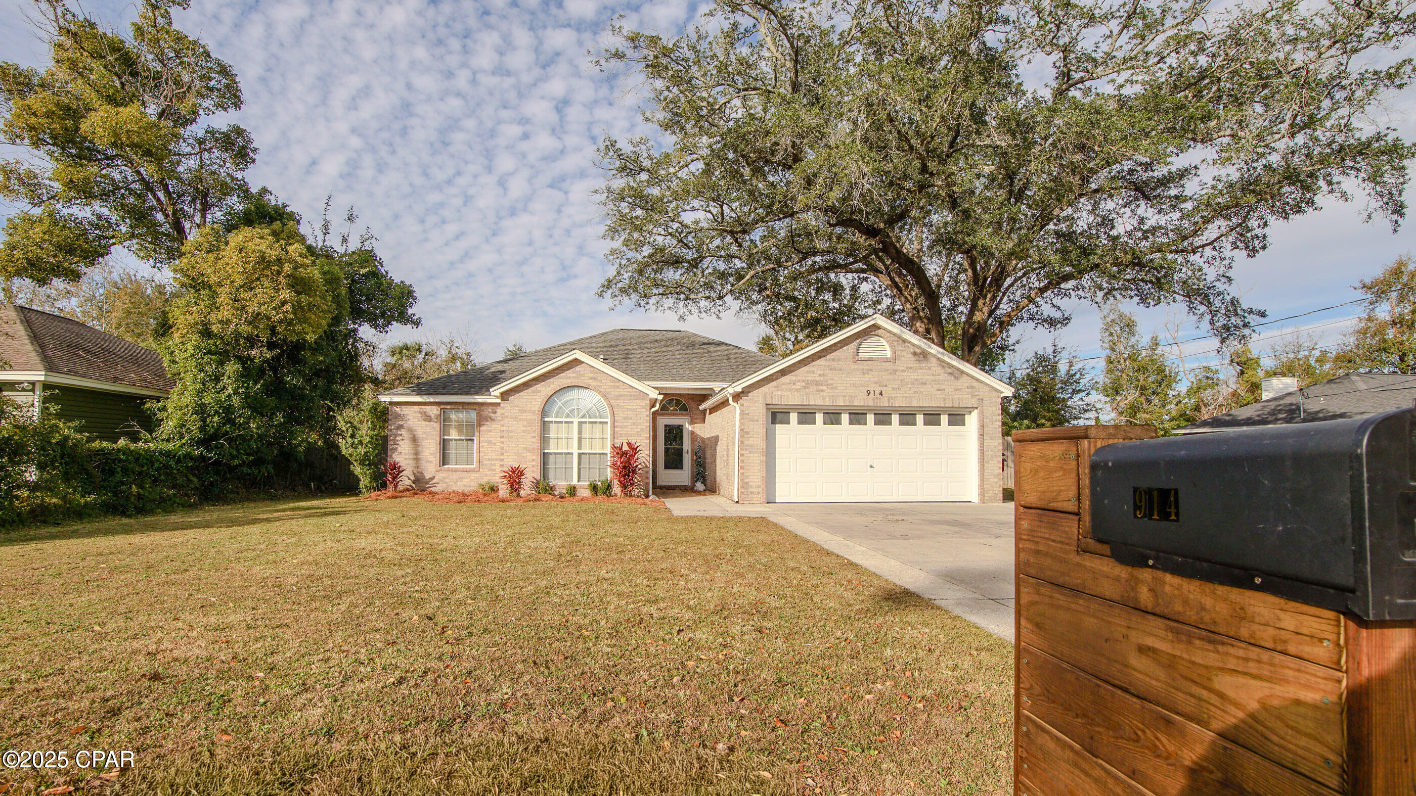 Image 42 For 914 Virginia Avenue