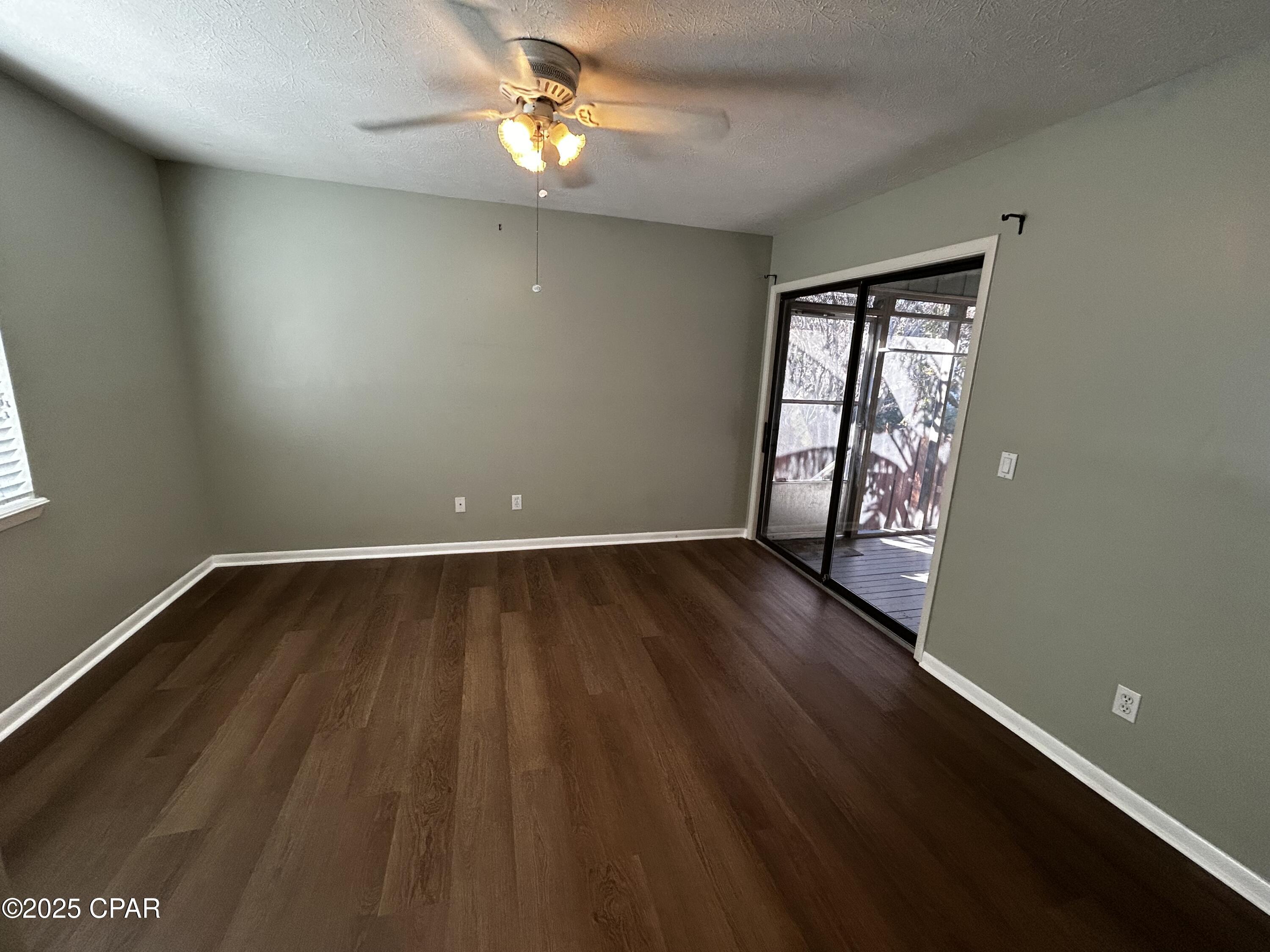 Image 14 For 1005 11th Court