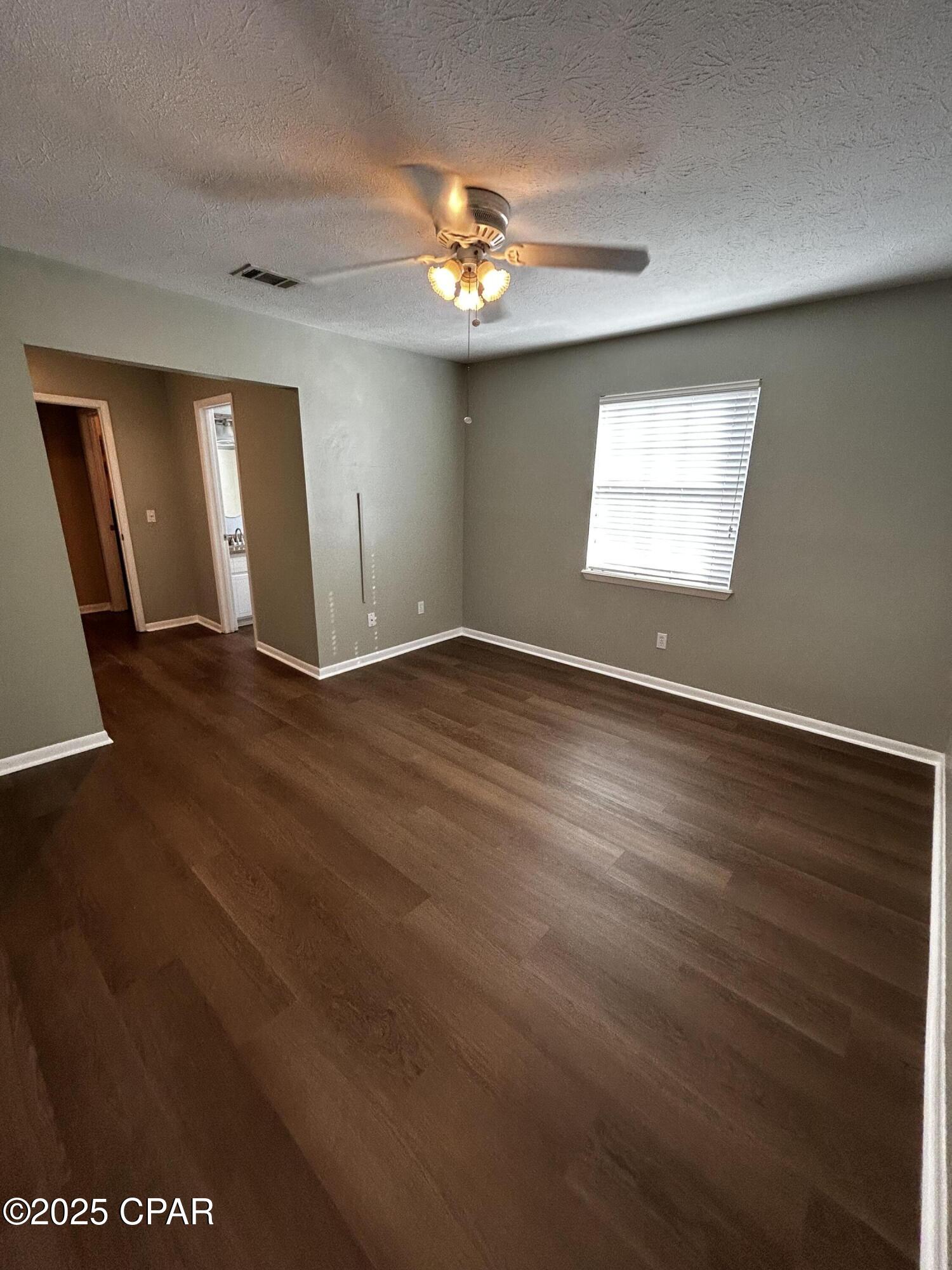 Image 15 For 1005 11th Court