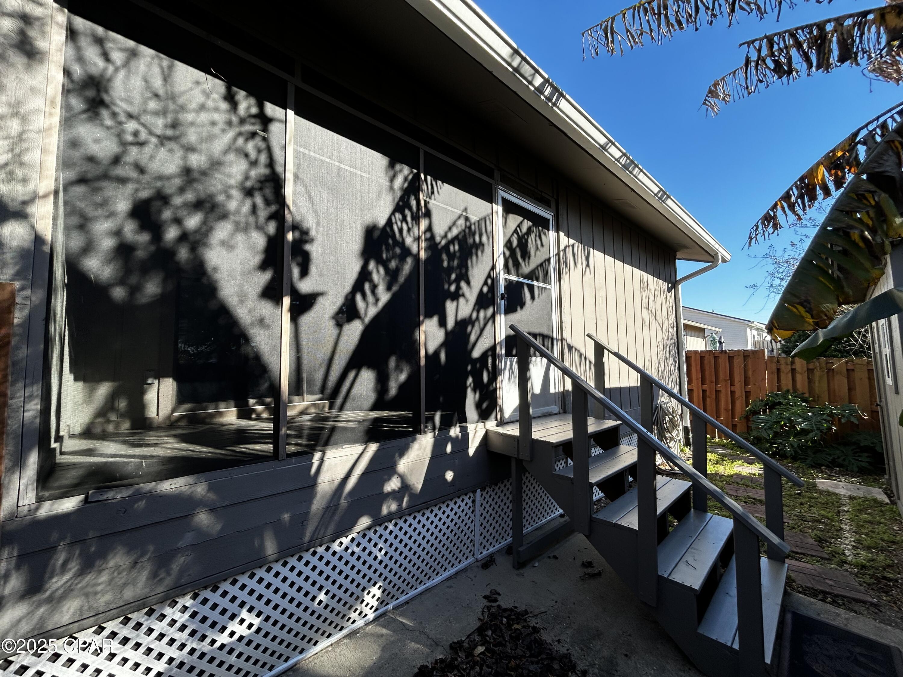 Image 21 For 1005 11th Court