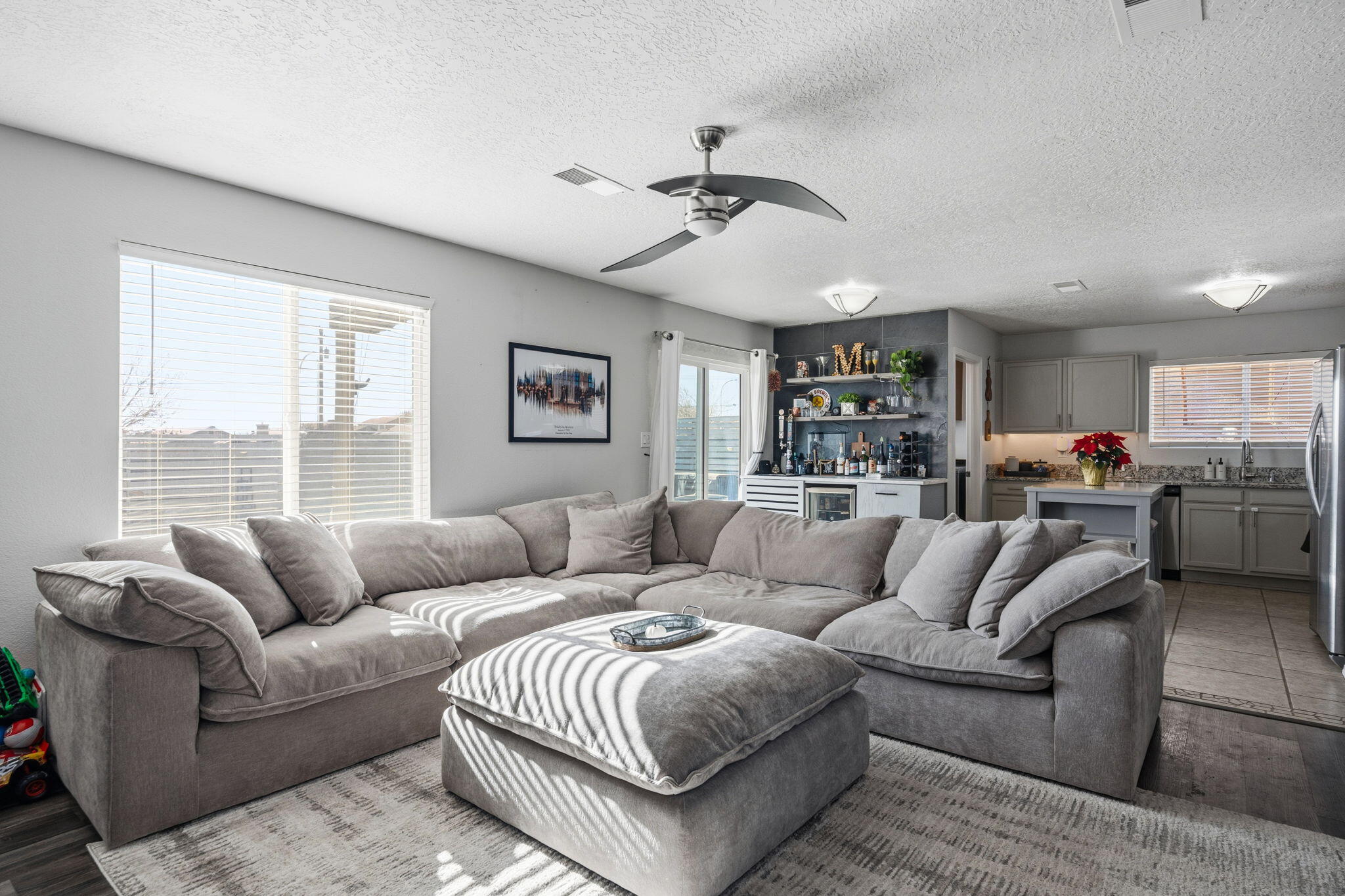 6144 Park South Place, Albuquerque NM 87114