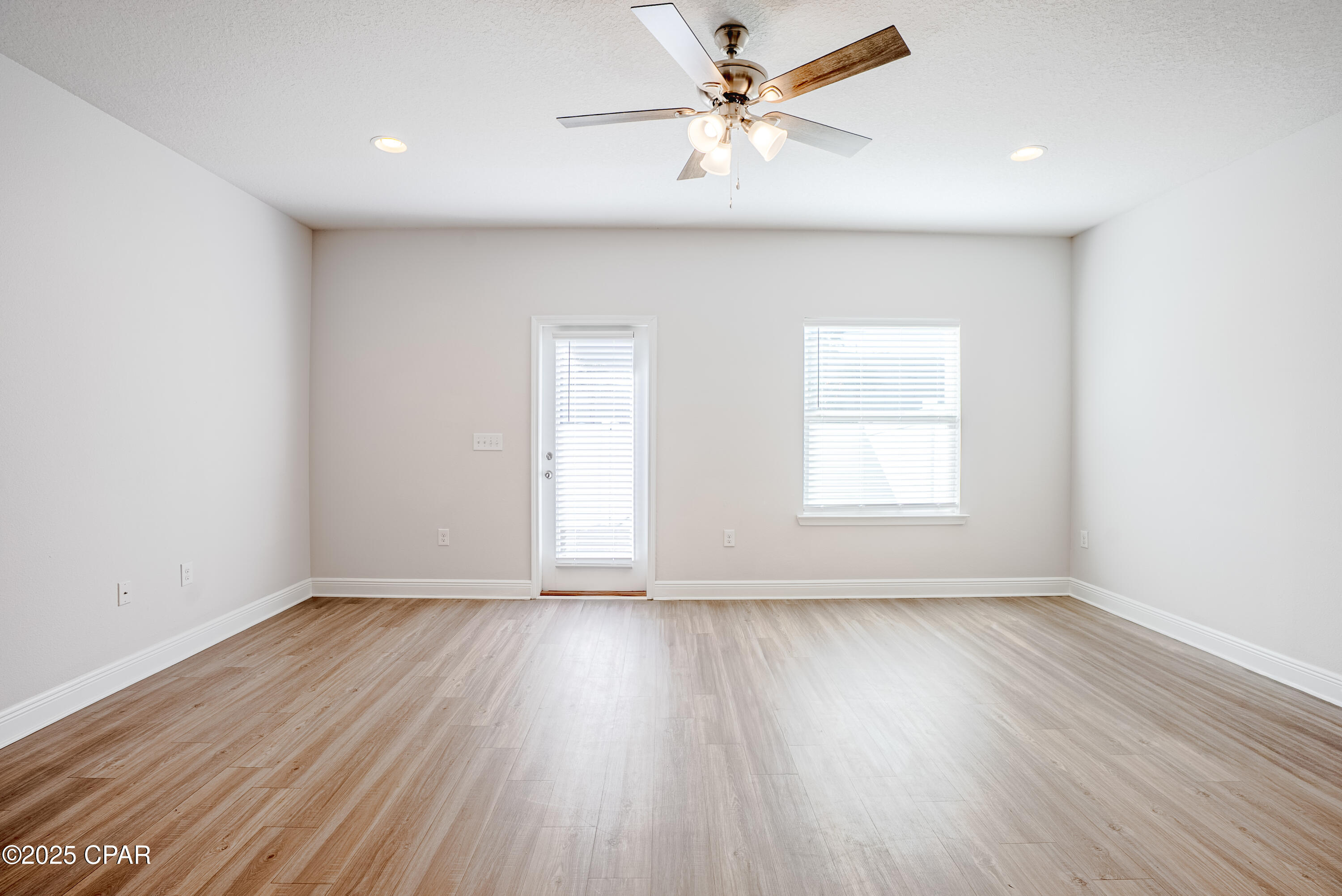 Image 10 For 7472 Shadow Lake Drive