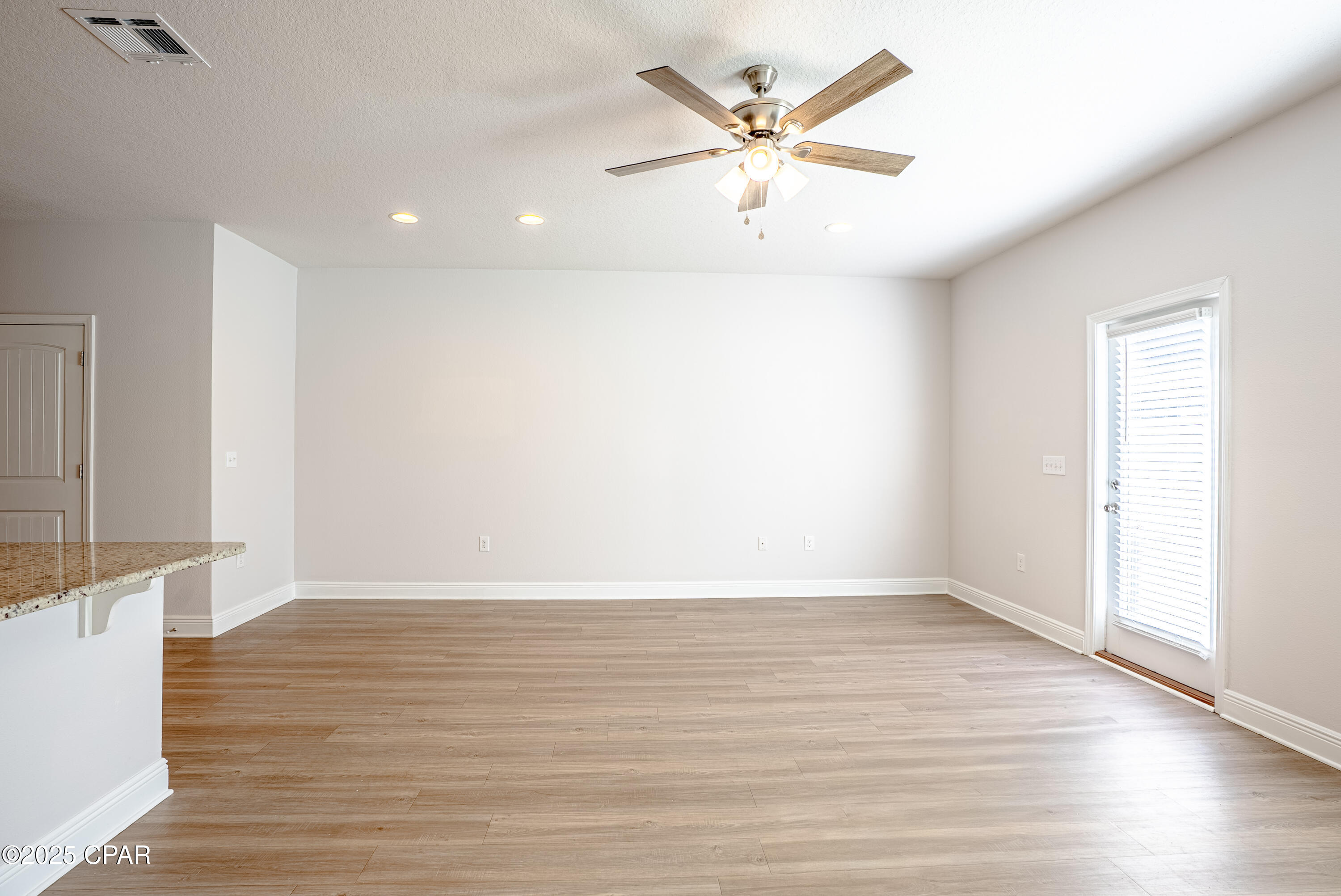 Image 14 For 7472 Shadow Lake Drive