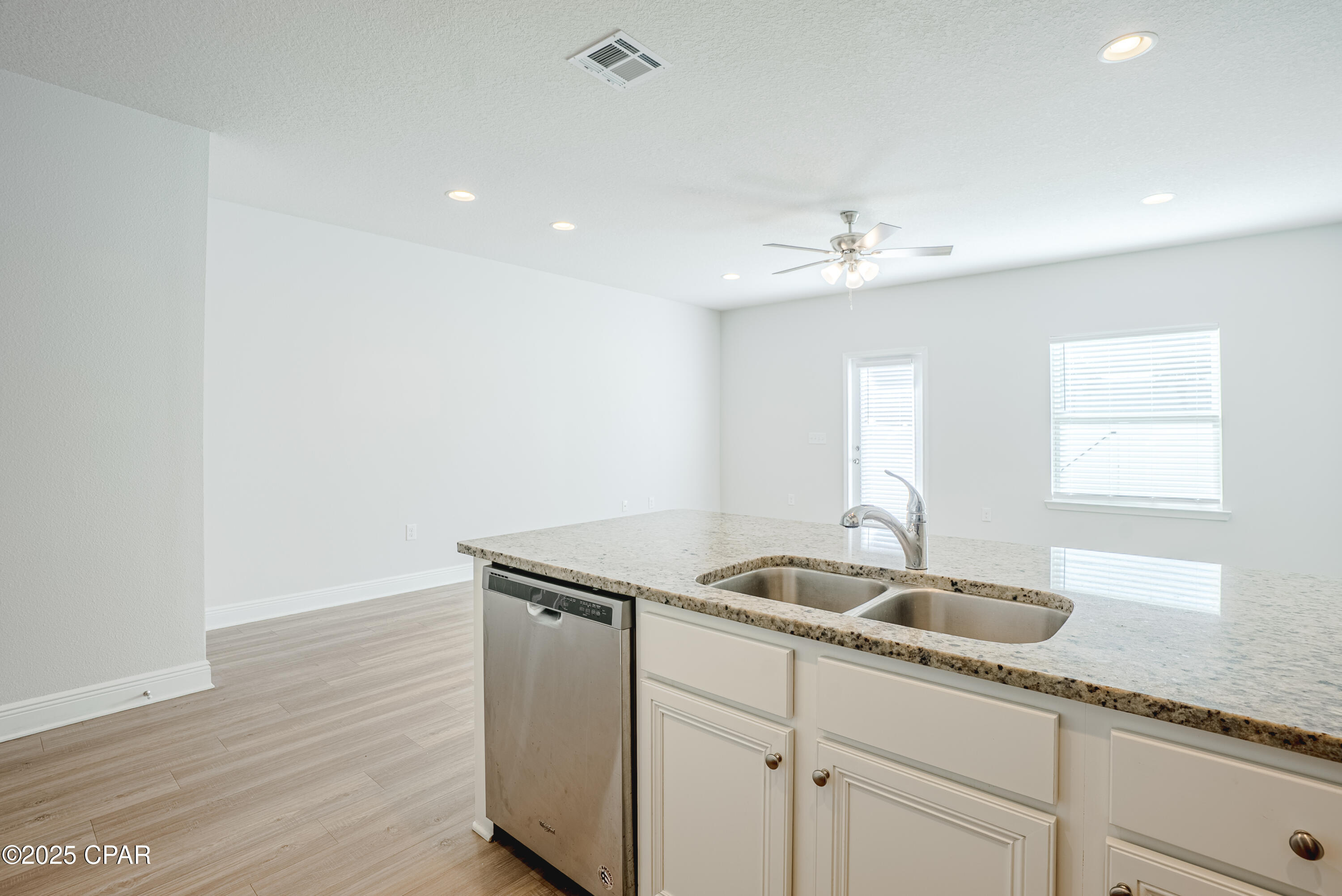 Image 9 For 7472 Shadow Lake Drive