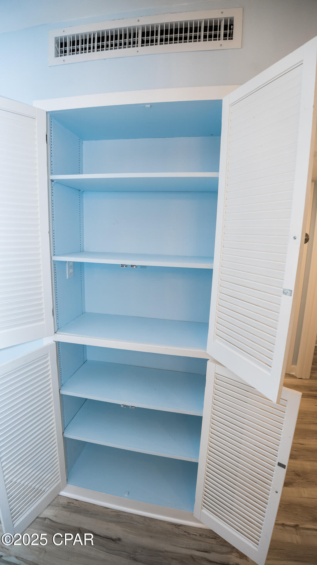 Image 14 For 4726 Bay Point Road A208