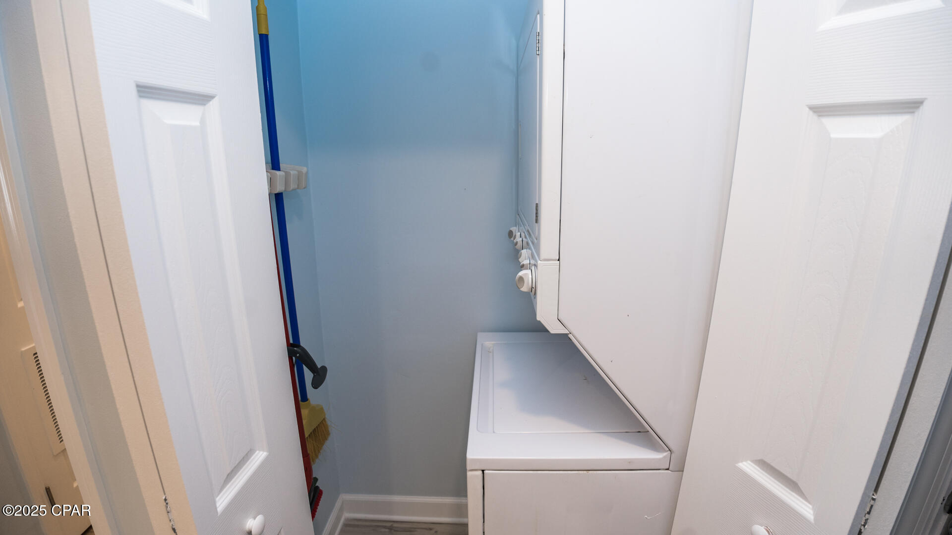 Image 19 For 4726 Bay Point Road A208