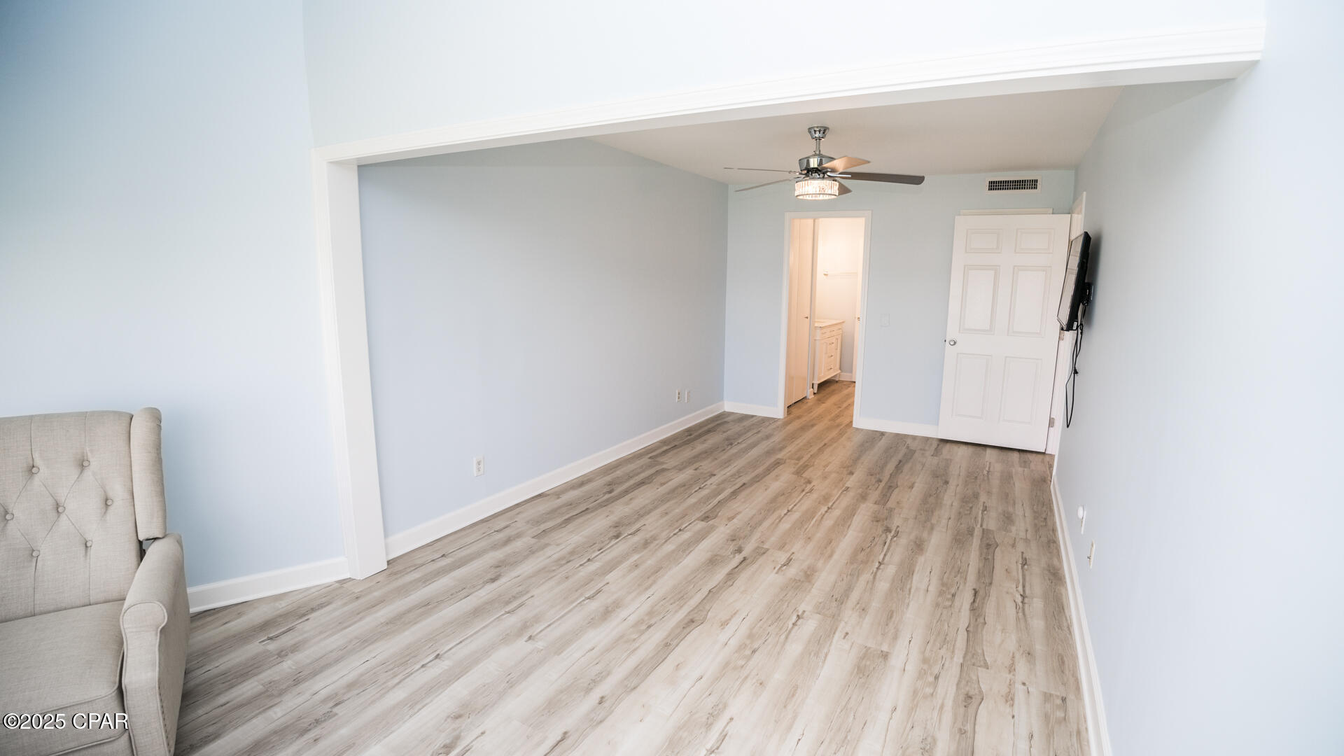 Image 31 For 4726 Bay Point Road A208