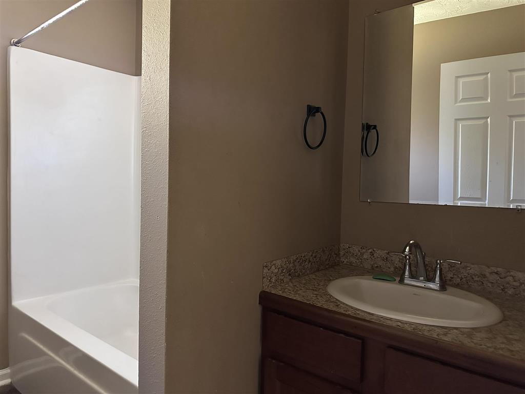 1012 Live Oak Street — photo 5