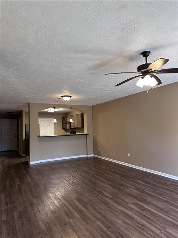 715 Topsy Road — photo 3