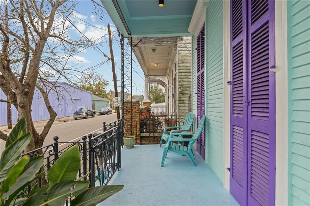 Homes for sale in New Orleans, LA | 919 Franklin Ave, New Orleans, LA 70117 | MLS# 2526674