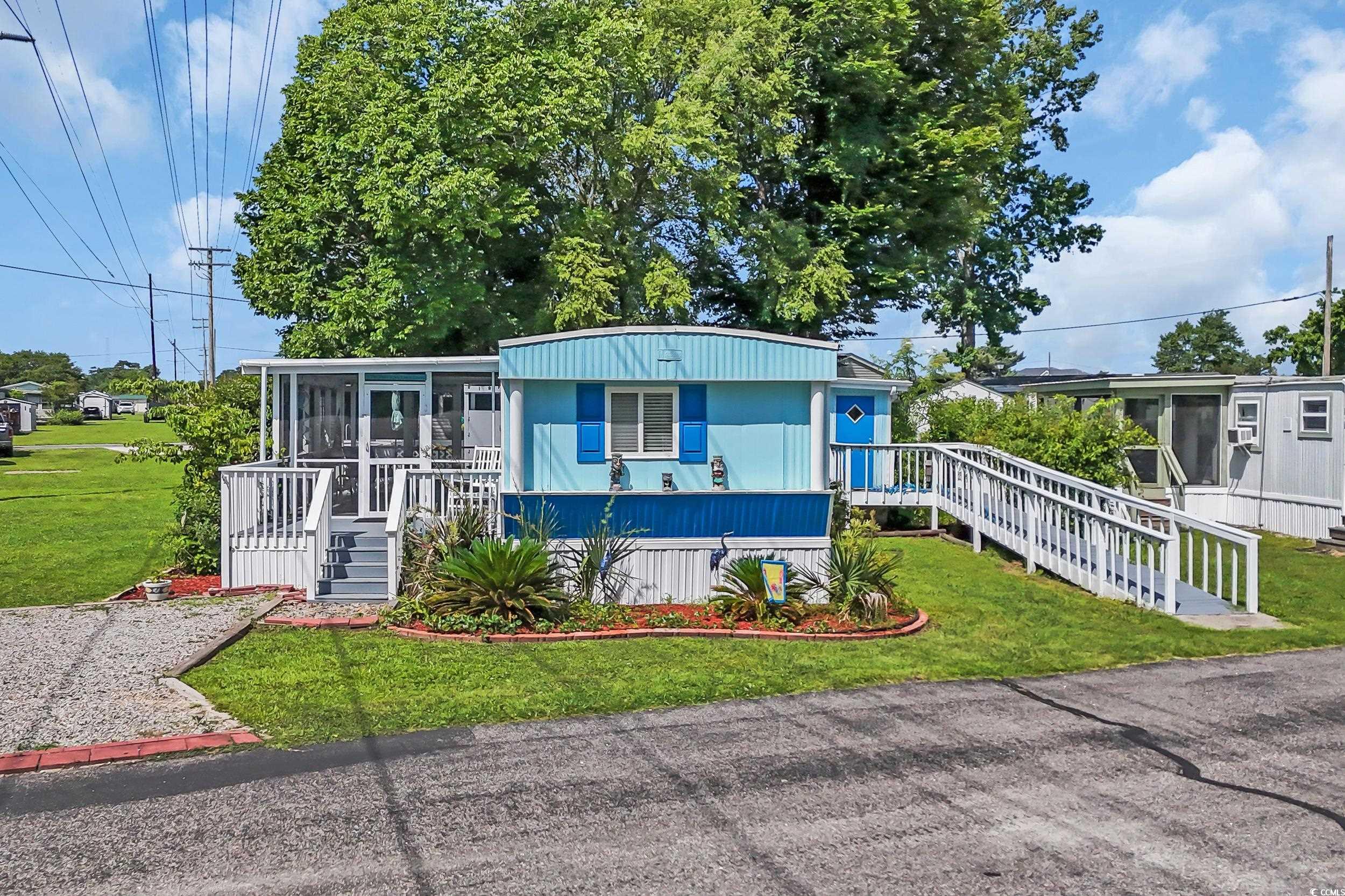 1507 Festival Ave. North Myrtle Beach, SC 29582