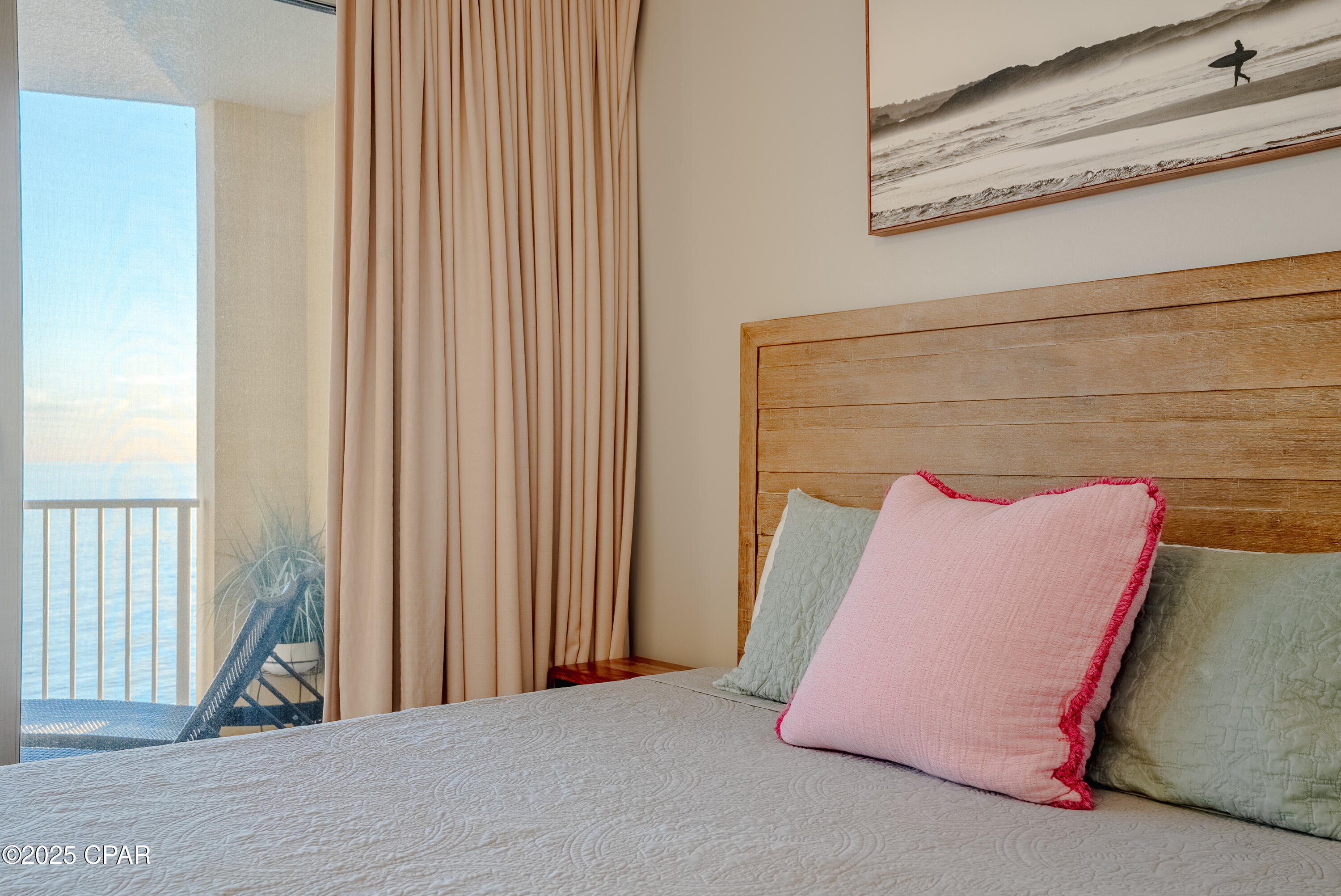 Image 21 For 17545 Front Beach Road 905