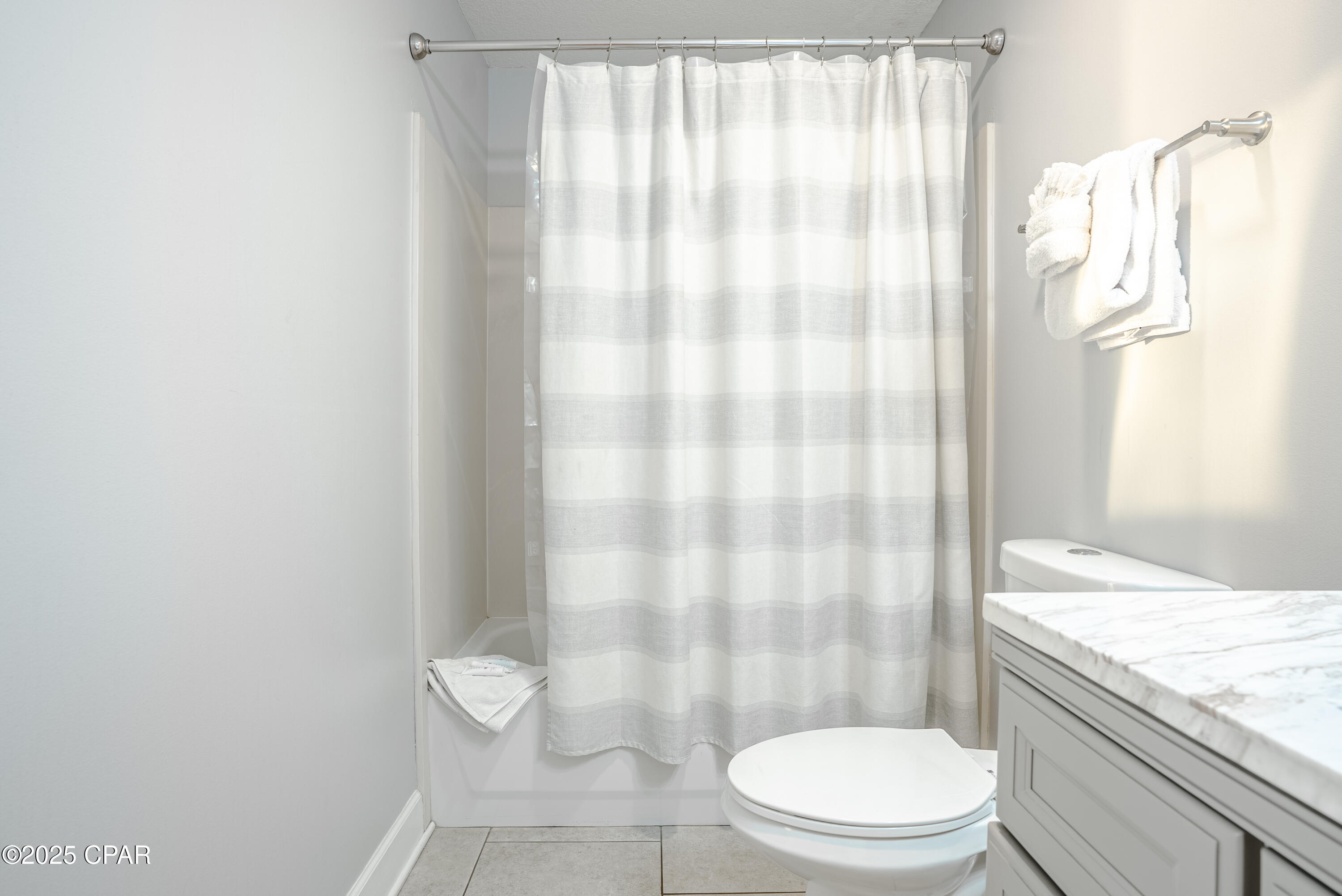 Image 27 For 17545 Front Beach Road 905