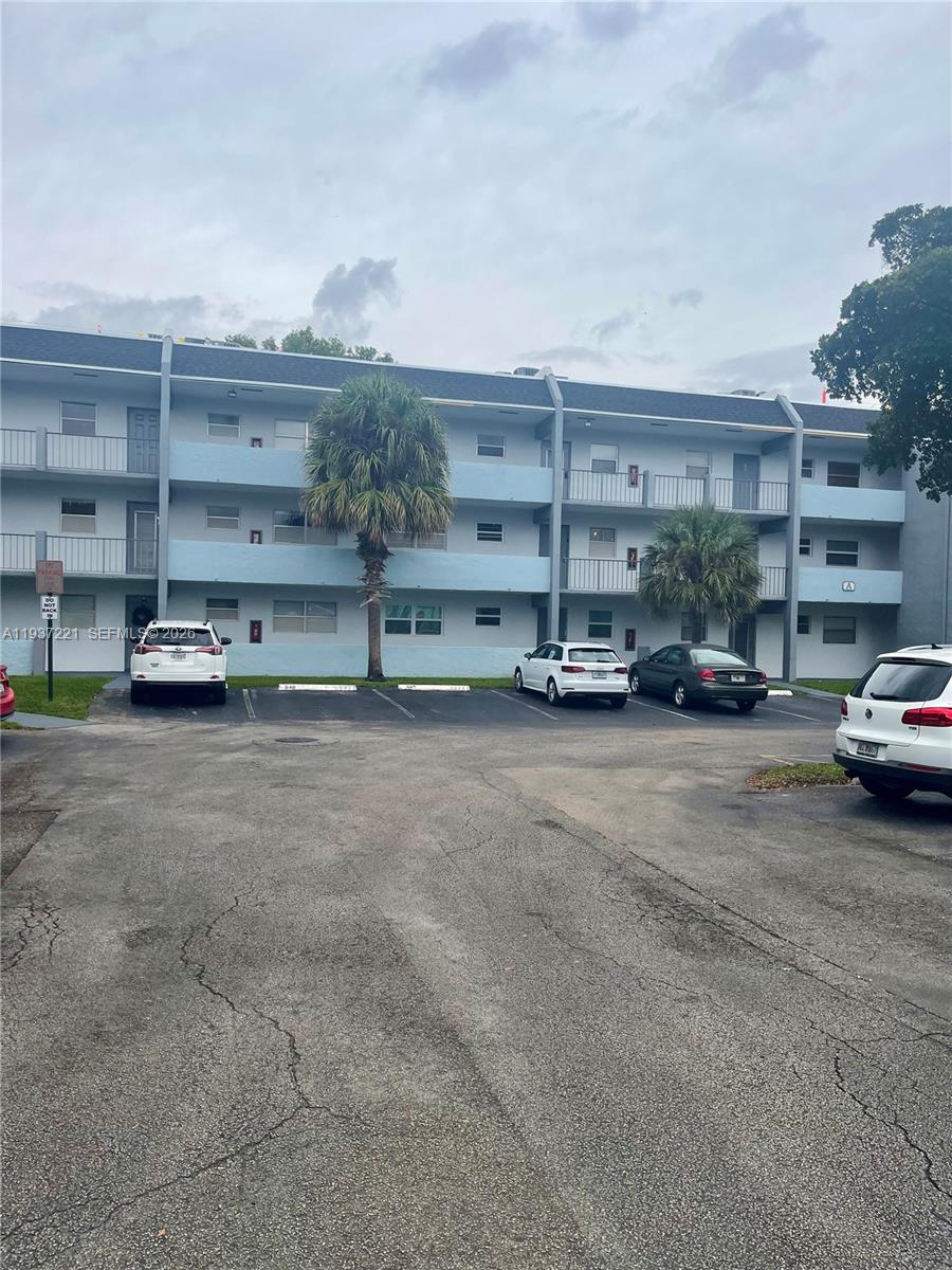 Sands Point Condominium I