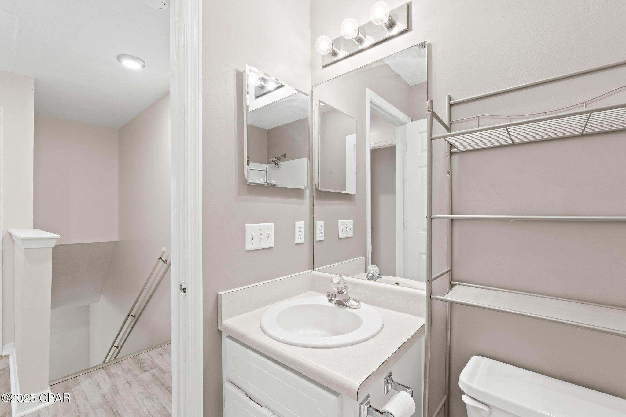 Image 19 For 6590 Harbour Boulevard