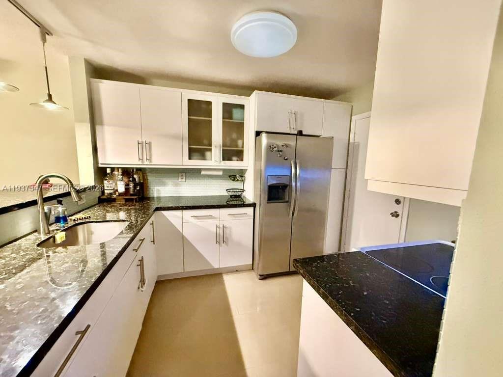 Fourth Horizons Condo