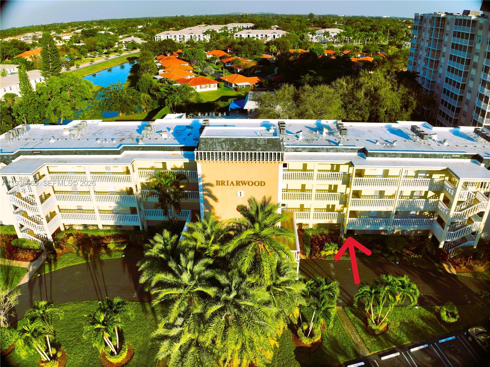 Briarwood Club Condo 1