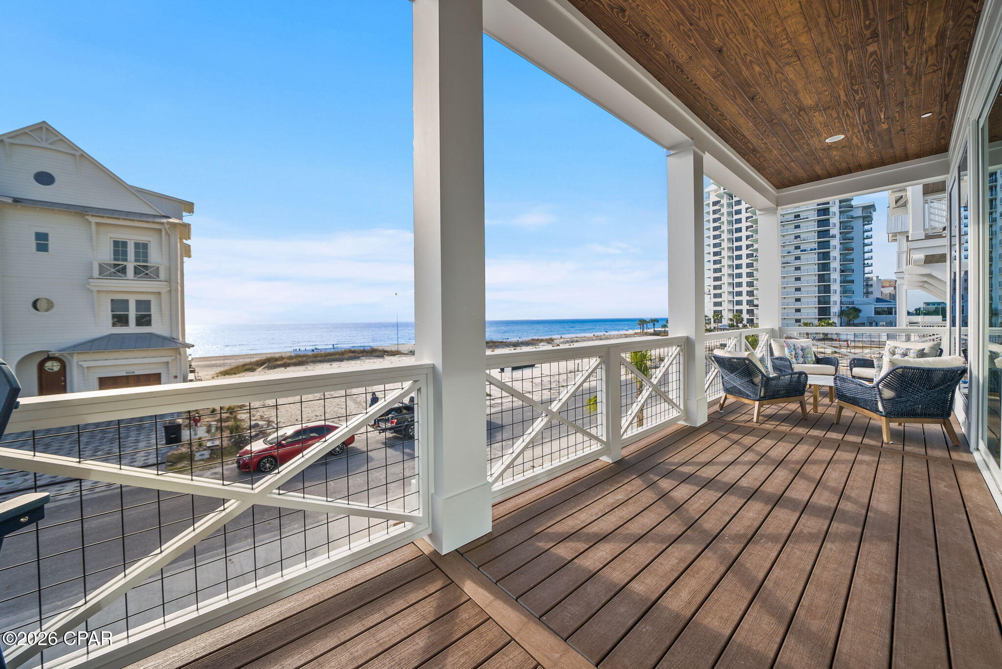 Listing photo id 38 for 5940 Gulf Drive