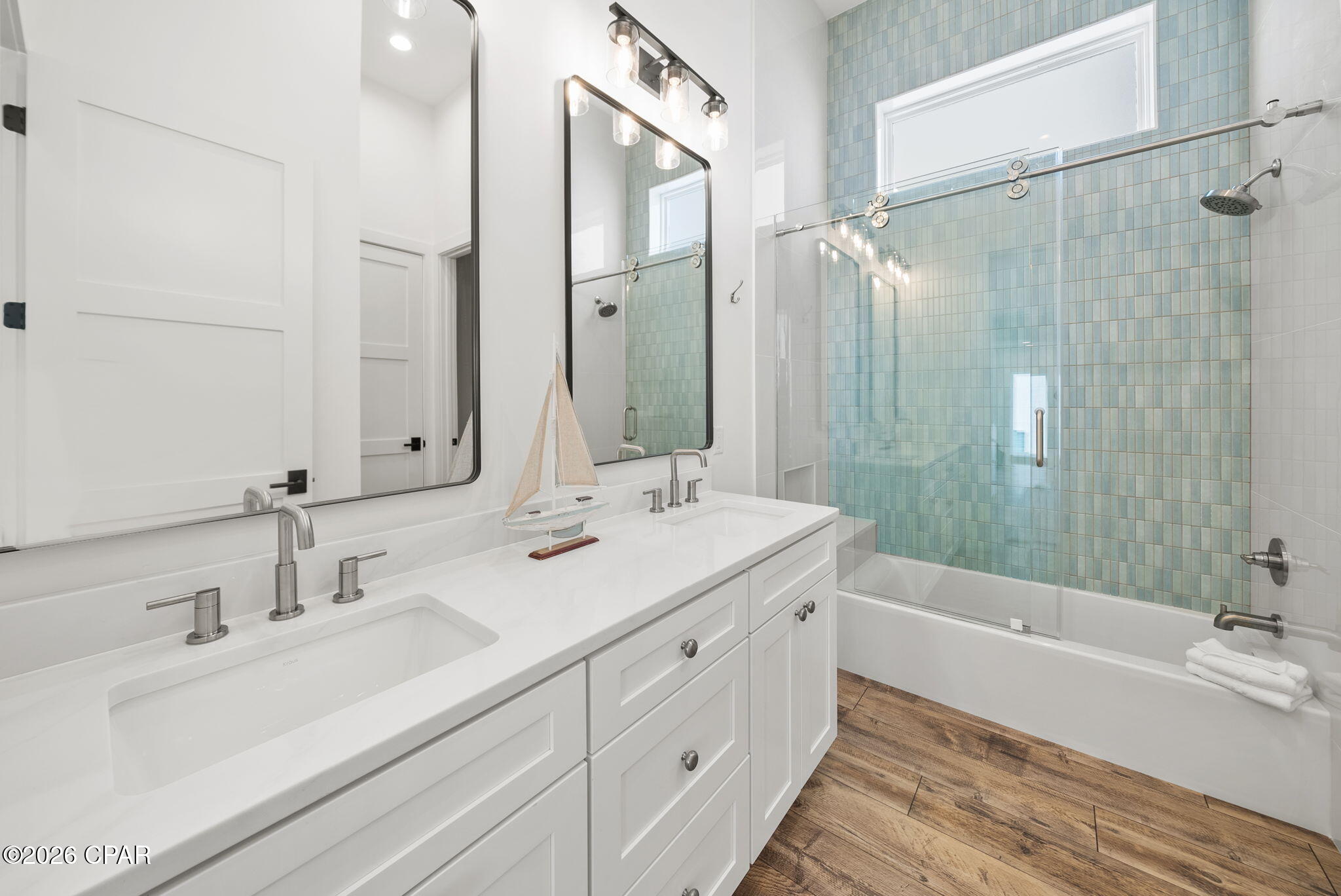 Image 41 For 5940 Gulf Drive