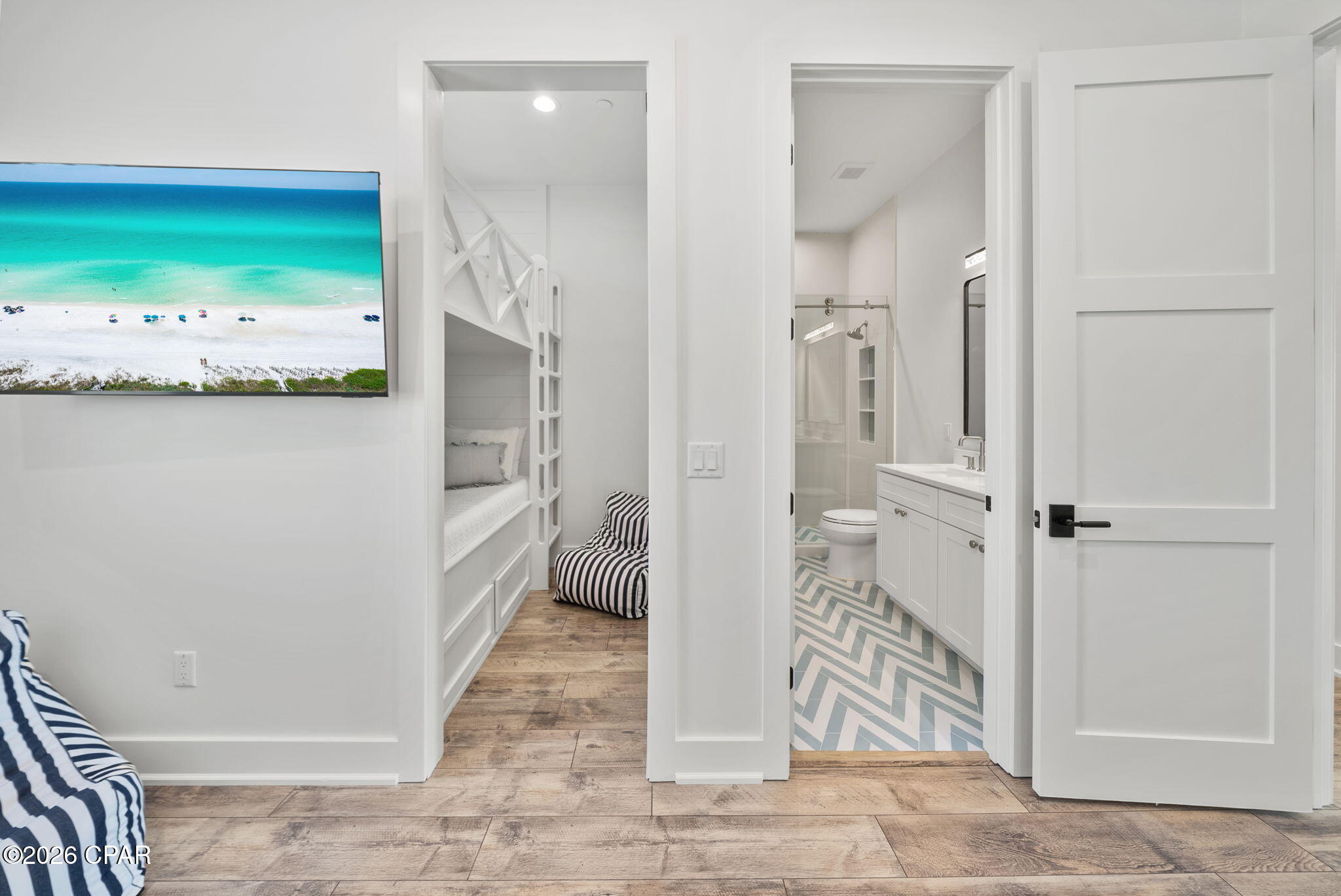 Image 53 For 5940 Gulf Drive