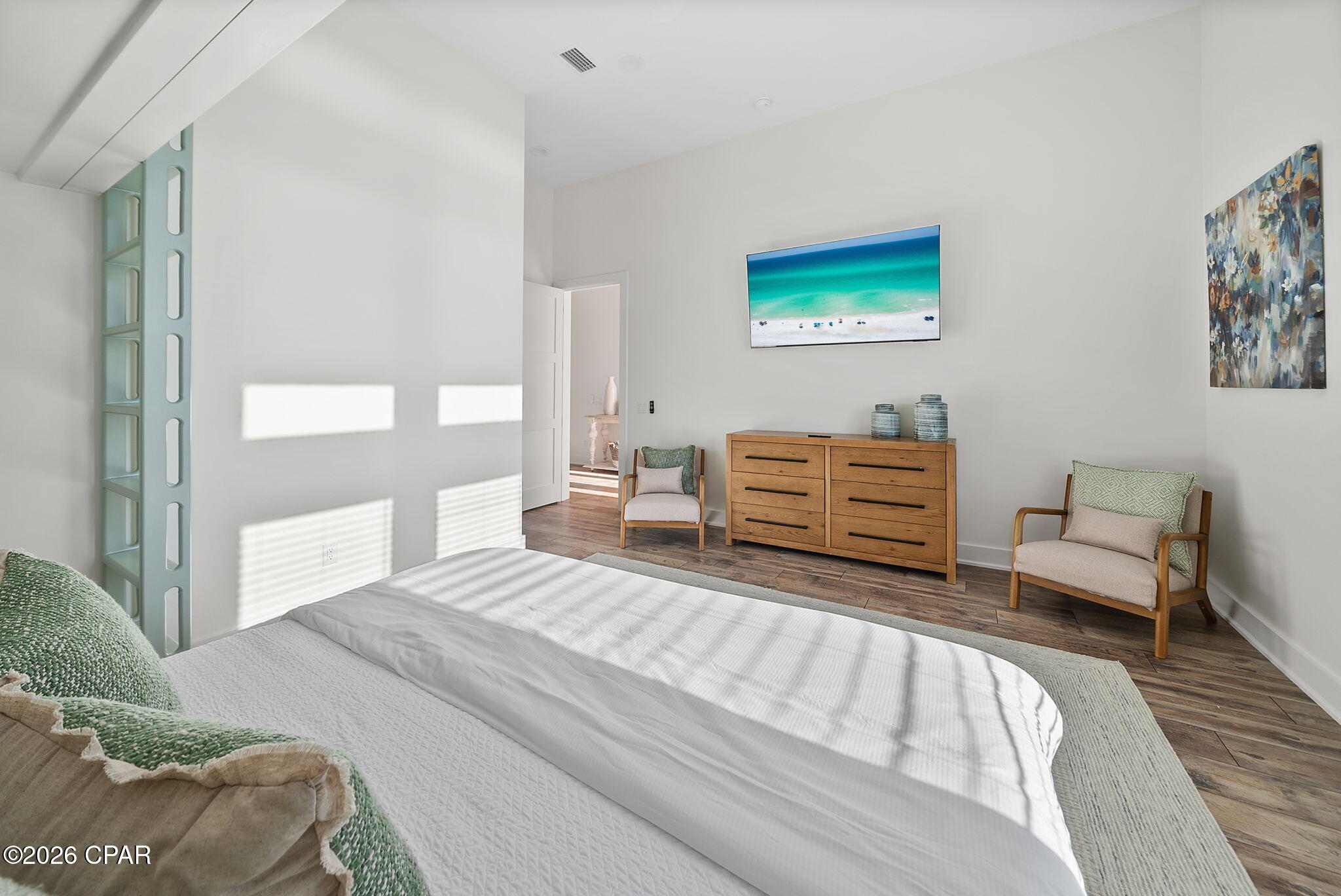 Image 6 For 5940 Gulf Drive