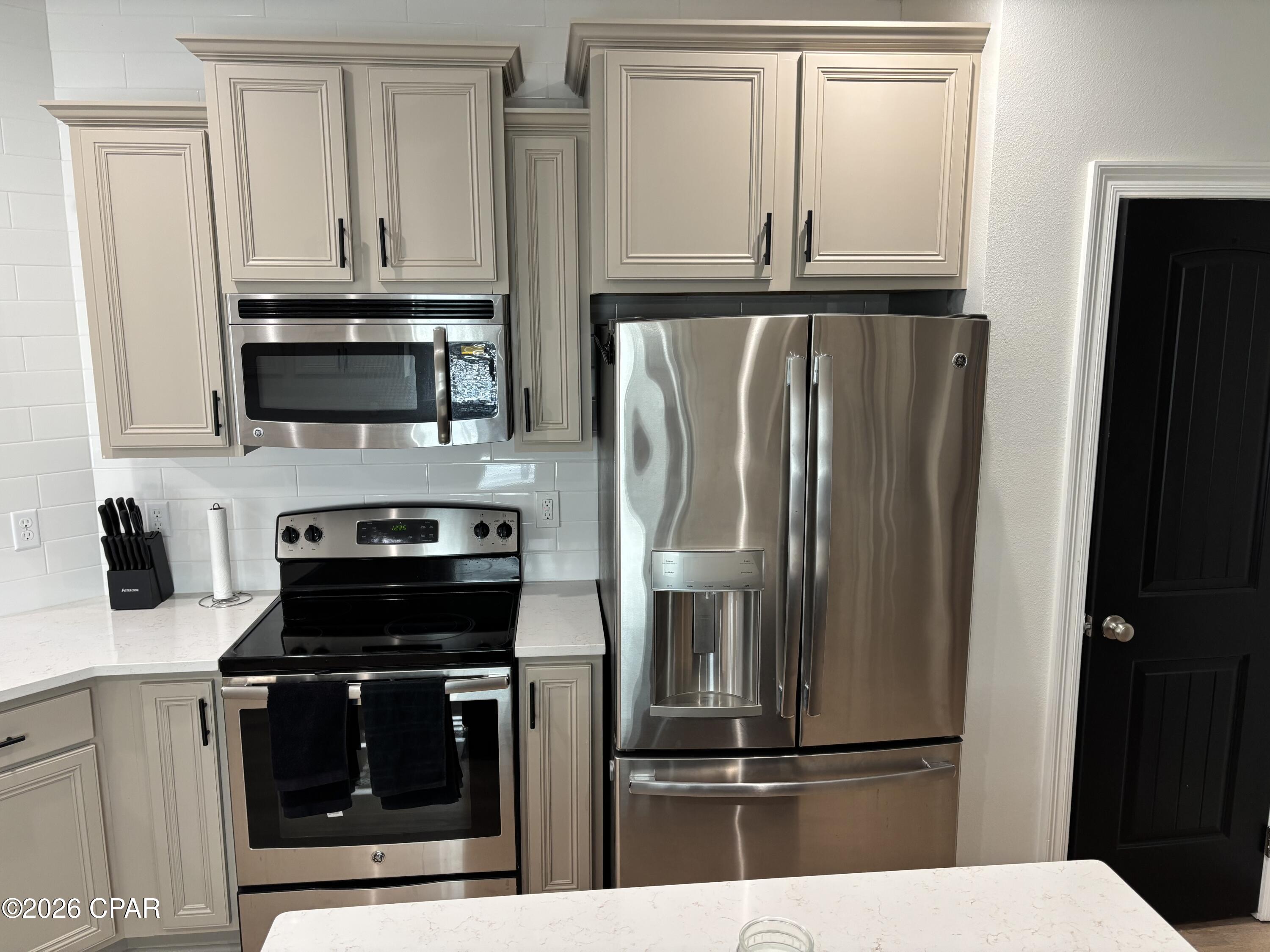 Image 12 For 5007 Pretty Way