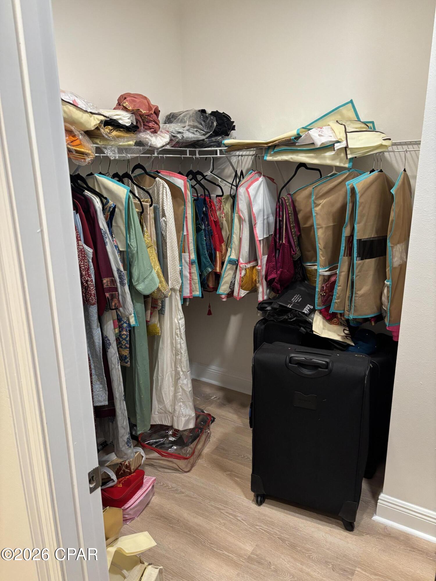 Listing photo id 22 for 5007 Pretty Way