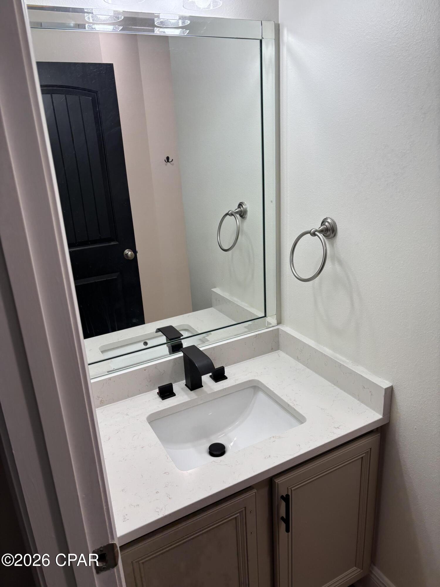 Image 35 For 5007 Pretty Way