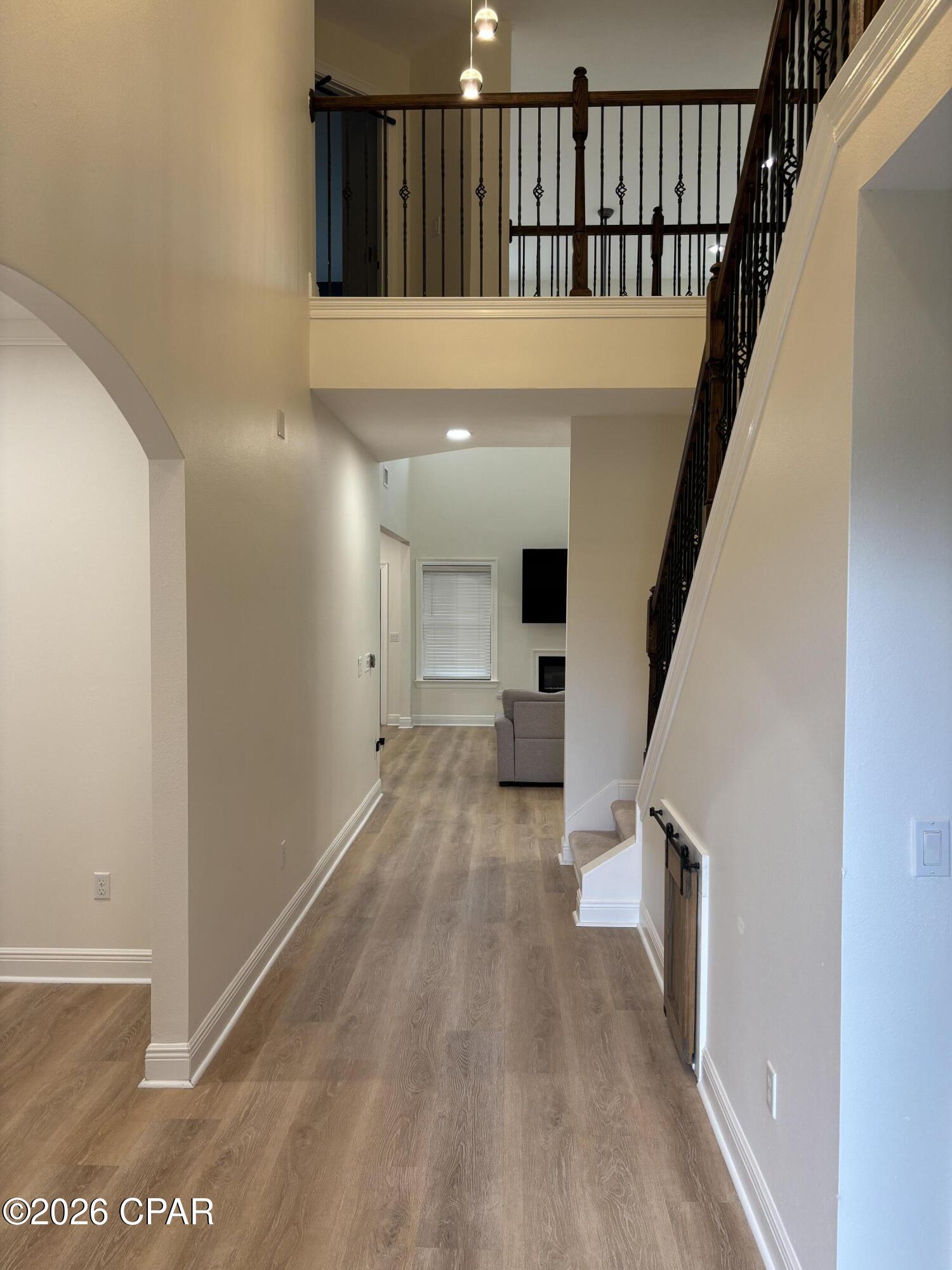 Image 4 For 5007 Pretty Way