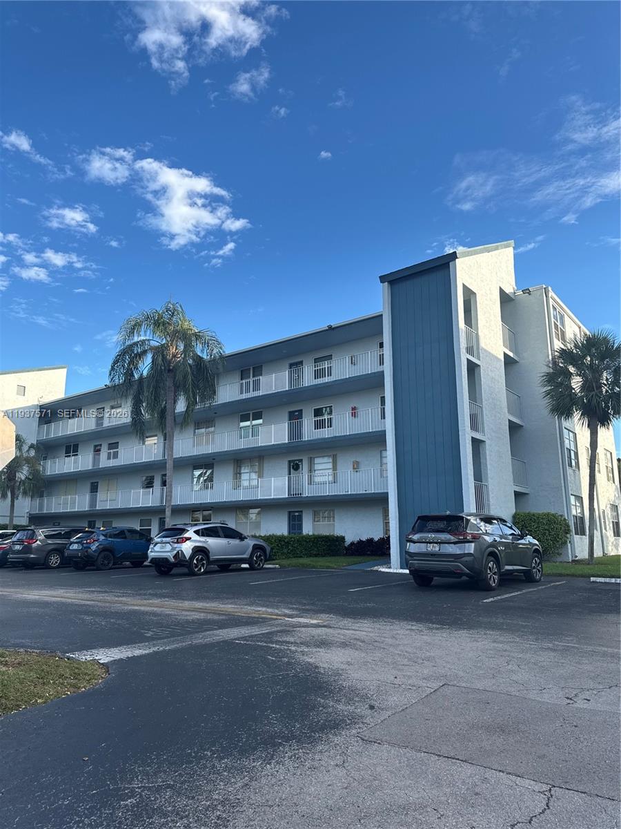 7690 18th St Unit 408, Margate, Florida 33063