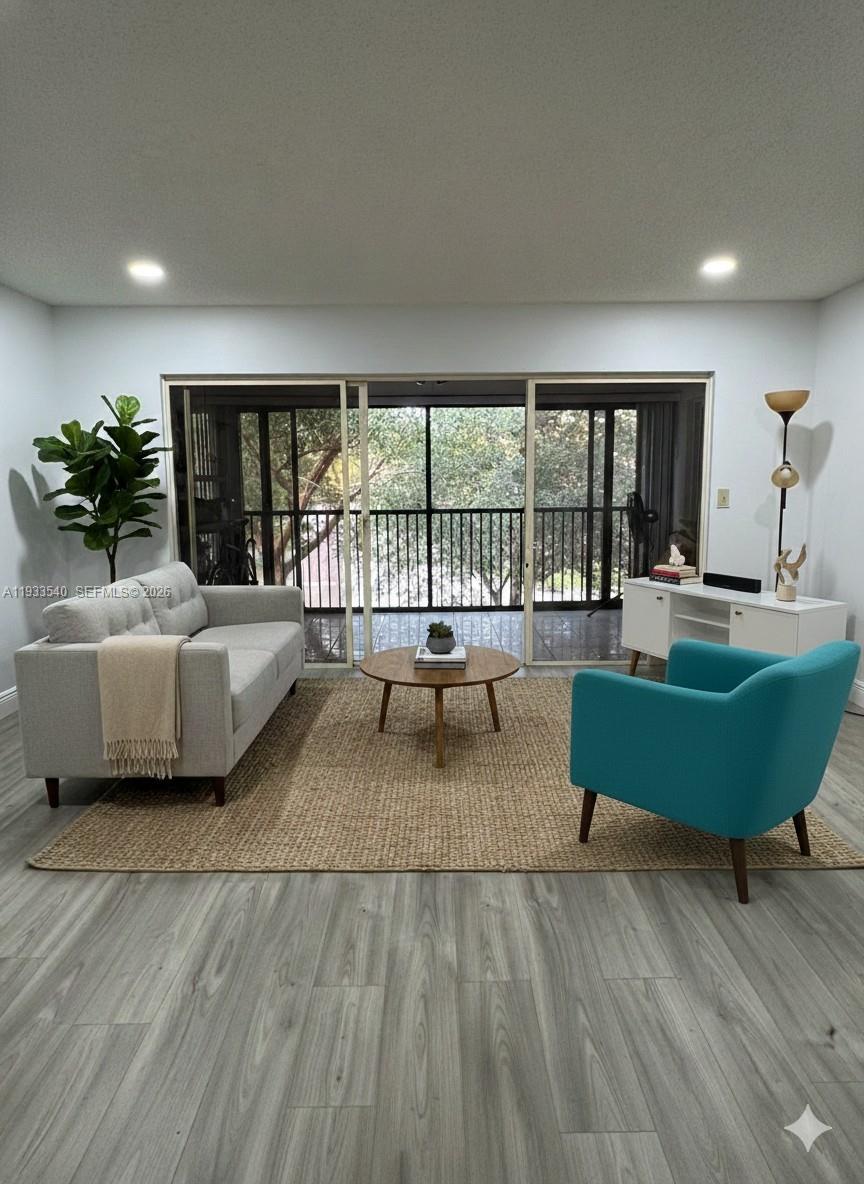 Pond Apple Place III Cond