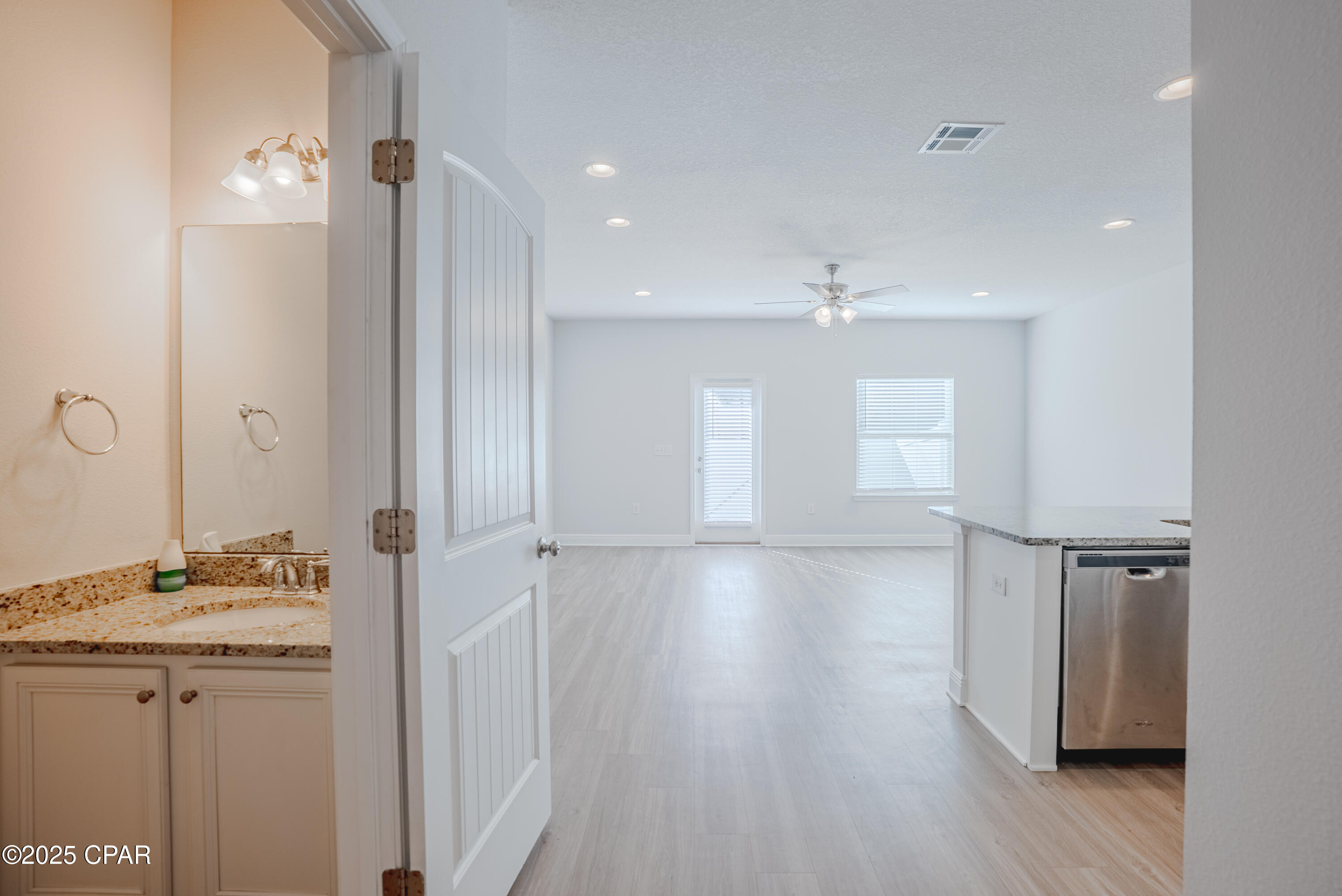 Image 2 For 7472 Shadow Lake Drive