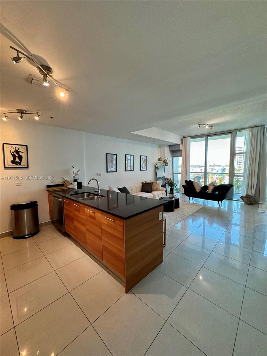 Four Midtown Miami Condo