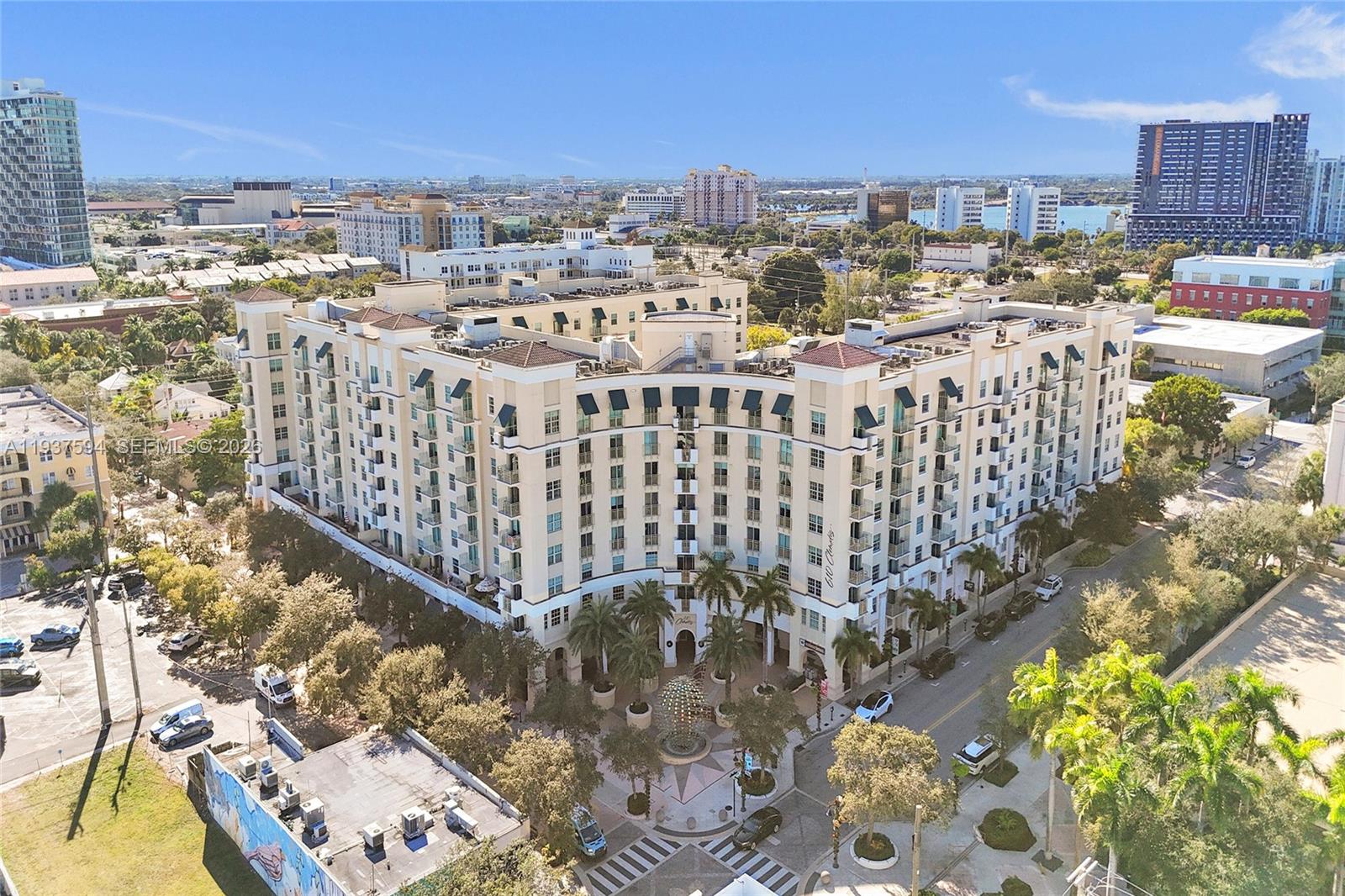 610 Clematis Condo