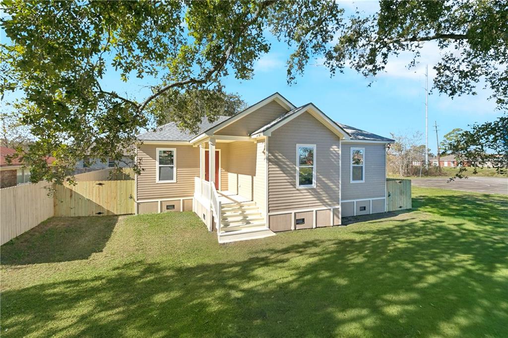 Homes for sale in New Orleans, LA | 4926 Knight Dr, New Orleans, LA 70127 | MLS# 2536260