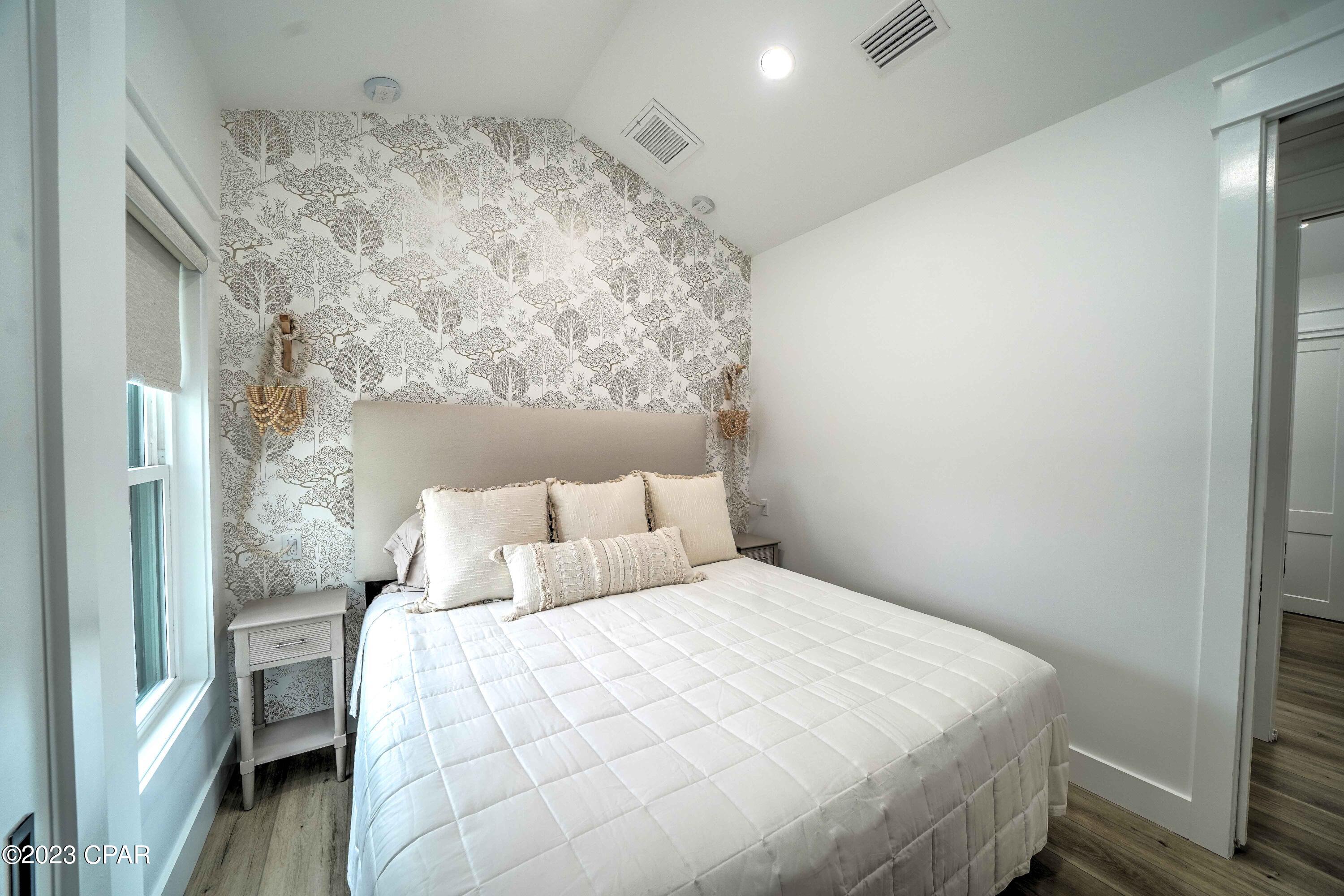 Image 25 For 739 Seabreeze Drive