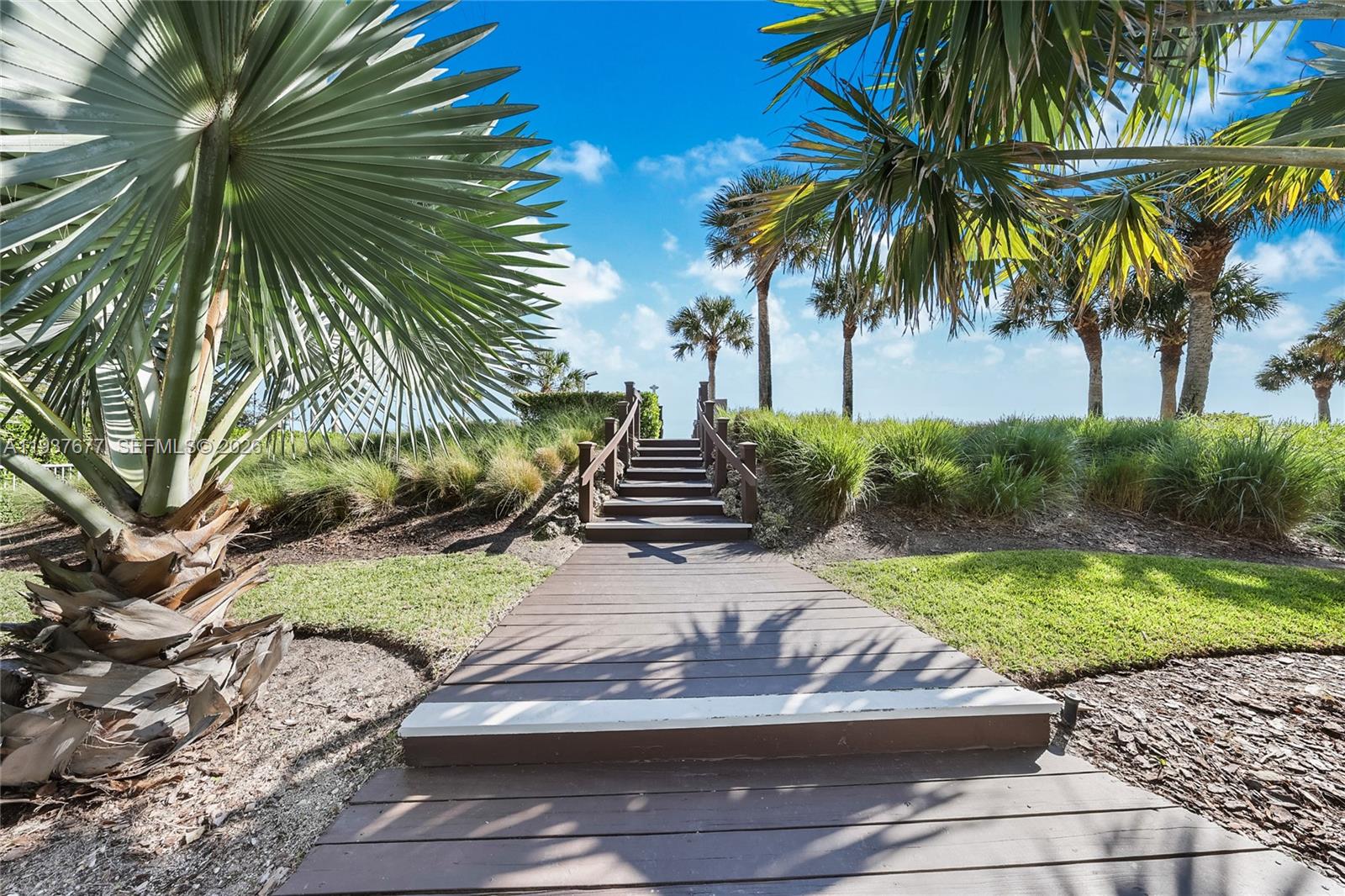 3739 Collins Ave #N-306, Miami Beach FL 33140