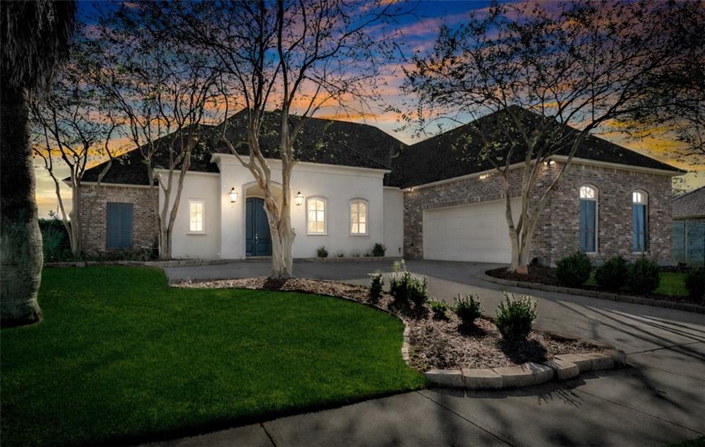 Homes for sale in Baton Rouge, LA | 16816 White Springs Ave, Baton Rouge, LA 70816 | MLS# 2530085