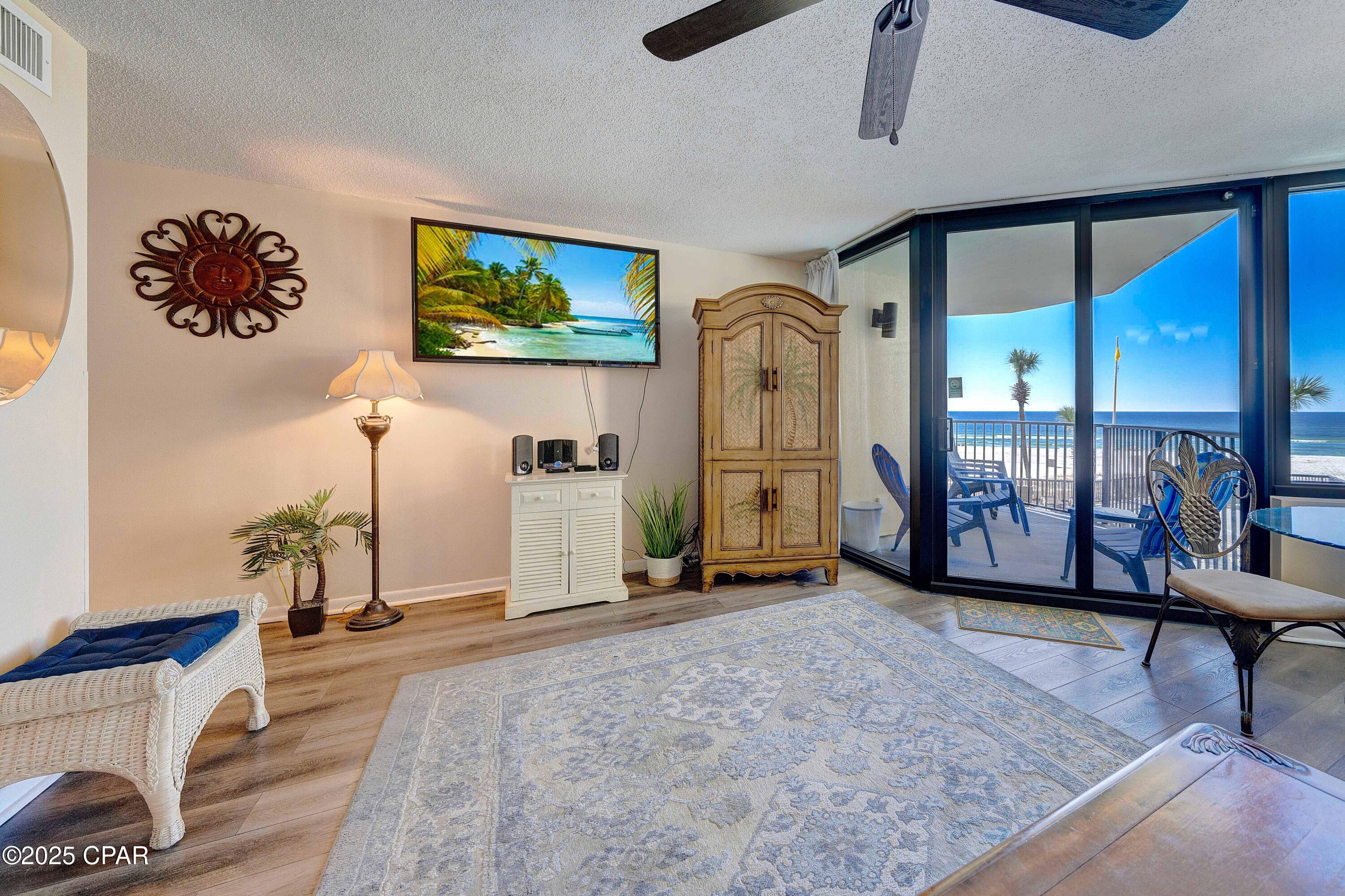 Image 11 For 9850 Thomas Drive 211e