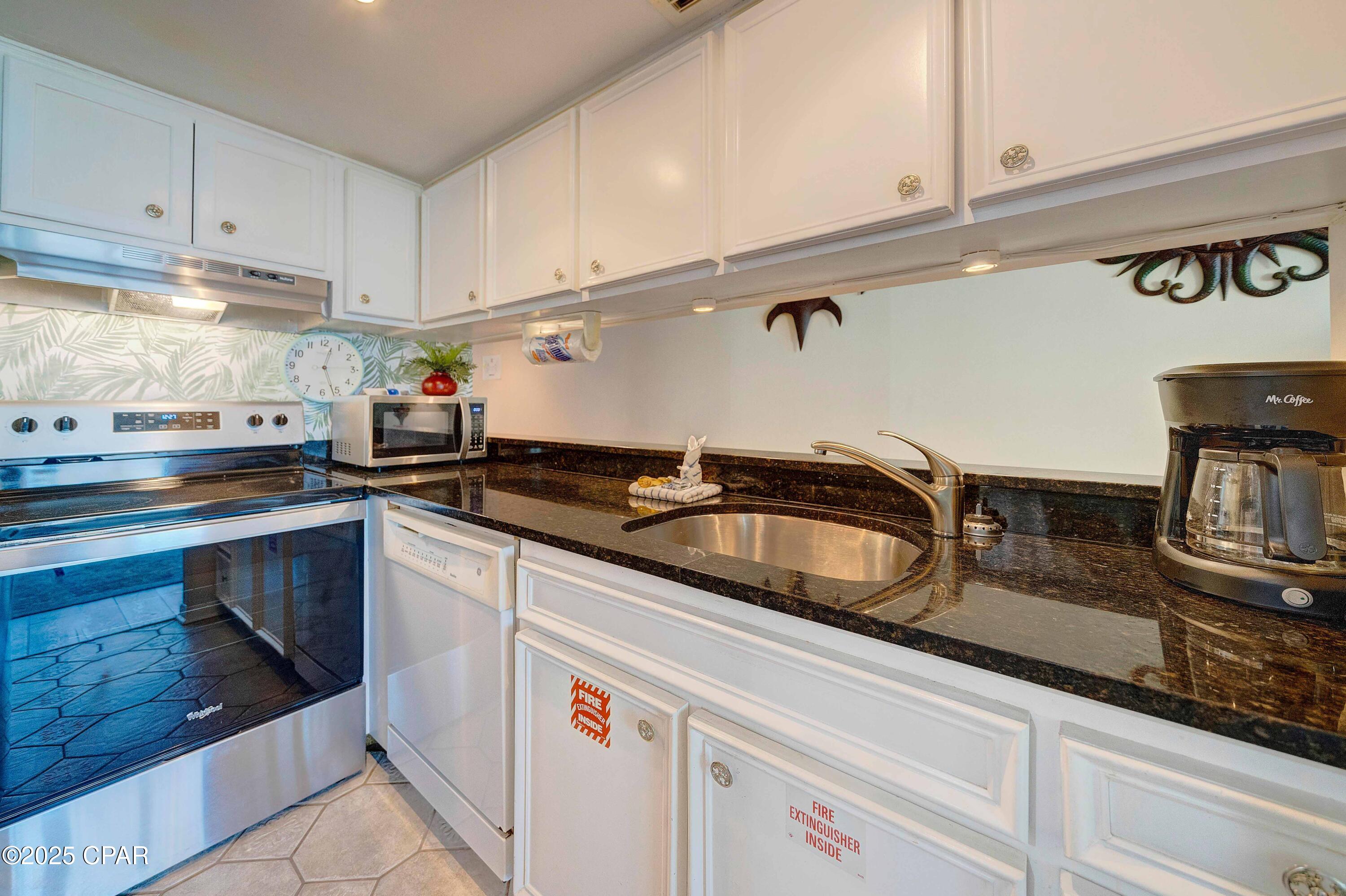 Image 12 For 9850 Thomas Drive 211e